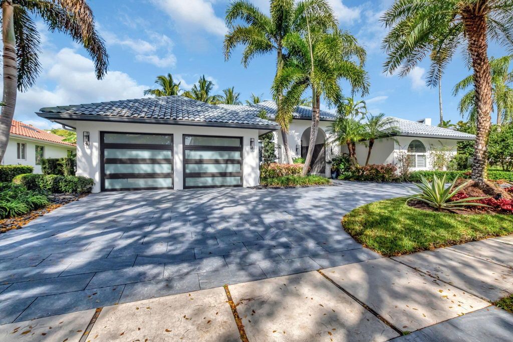Photo of 5747 Paddington Way, Boca Raton, FL 33496 (MLS # R11086717)