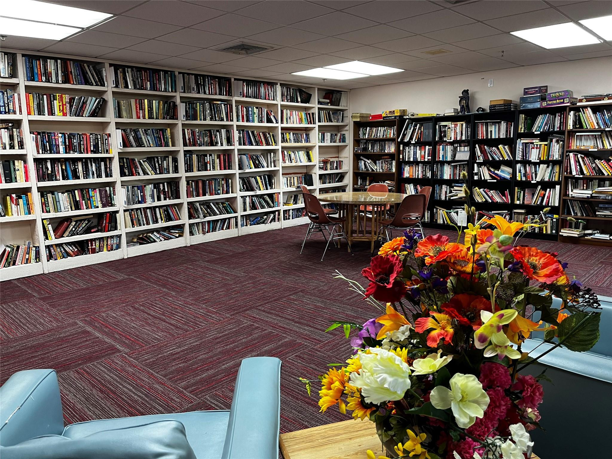 Lake Emerald - Residential