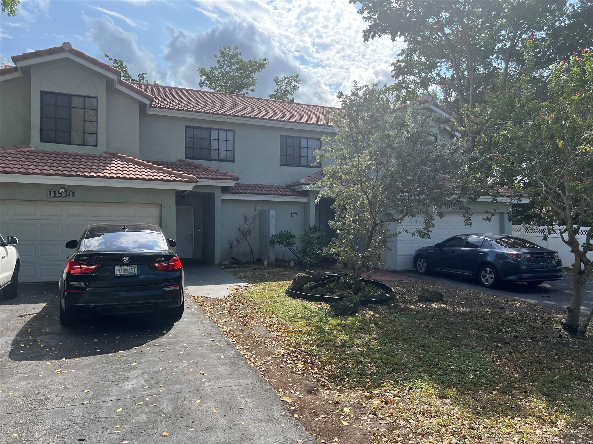 11530-32 NW 43rd St