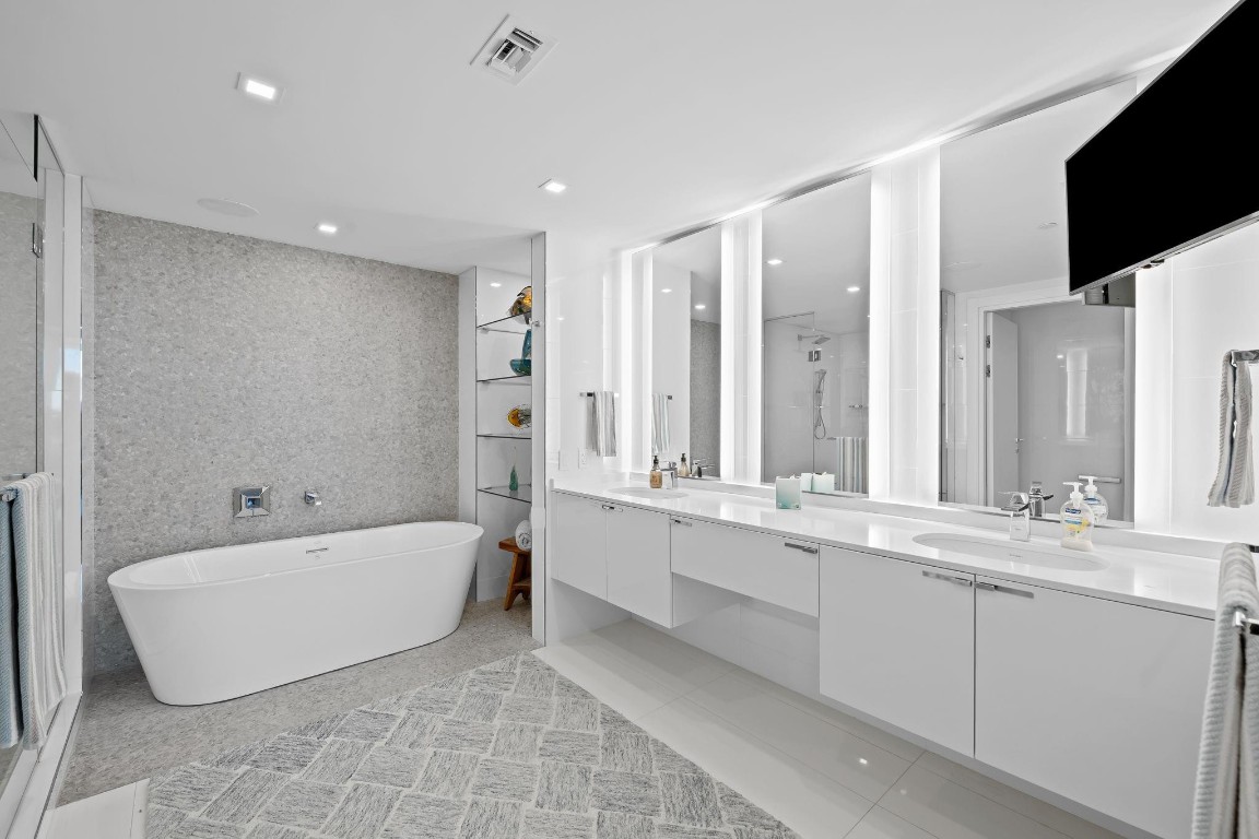 Adagio Ft Lauderdale - Residential