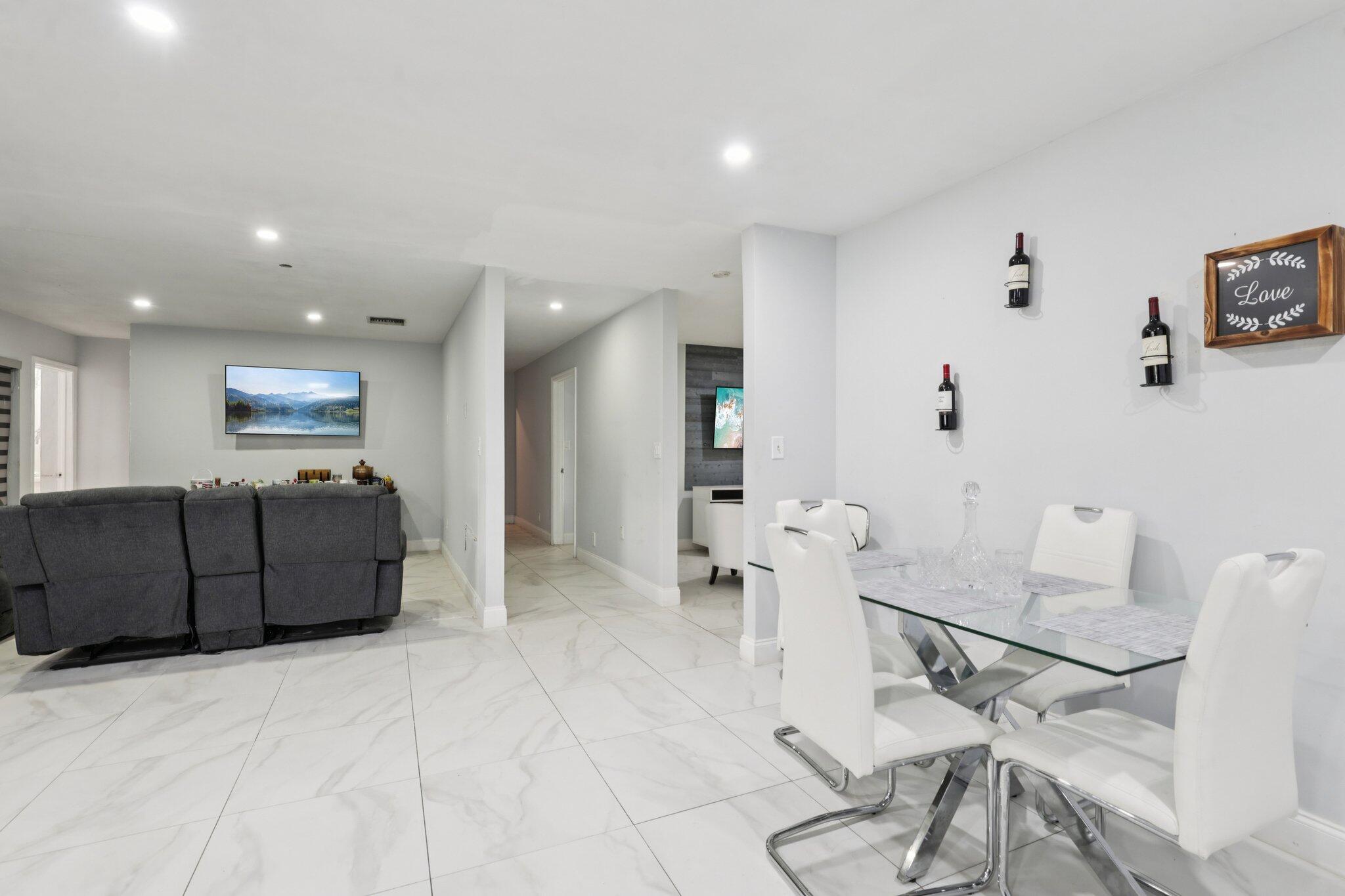 D & M ACRES - Residential