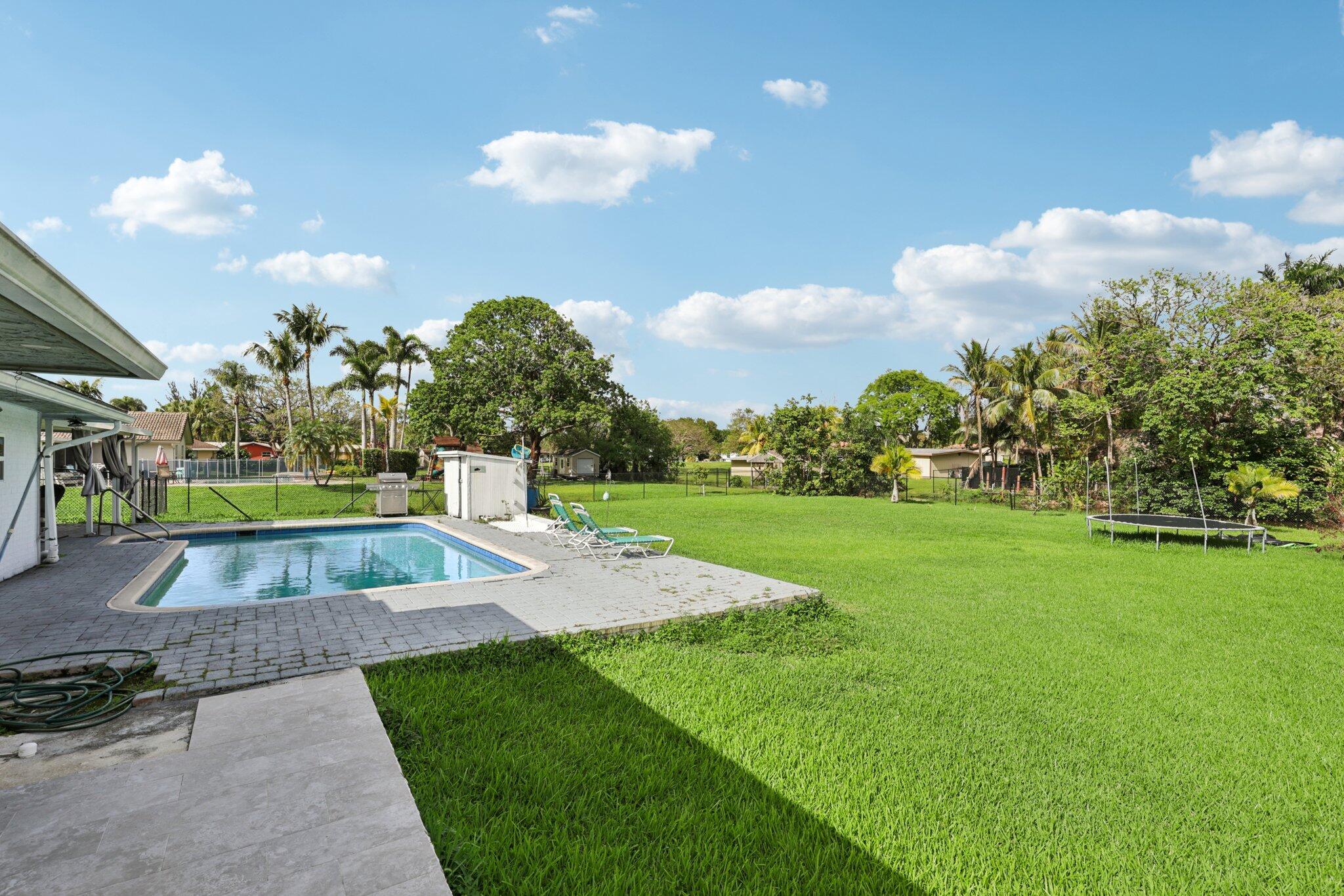D & M ACRES - Residential