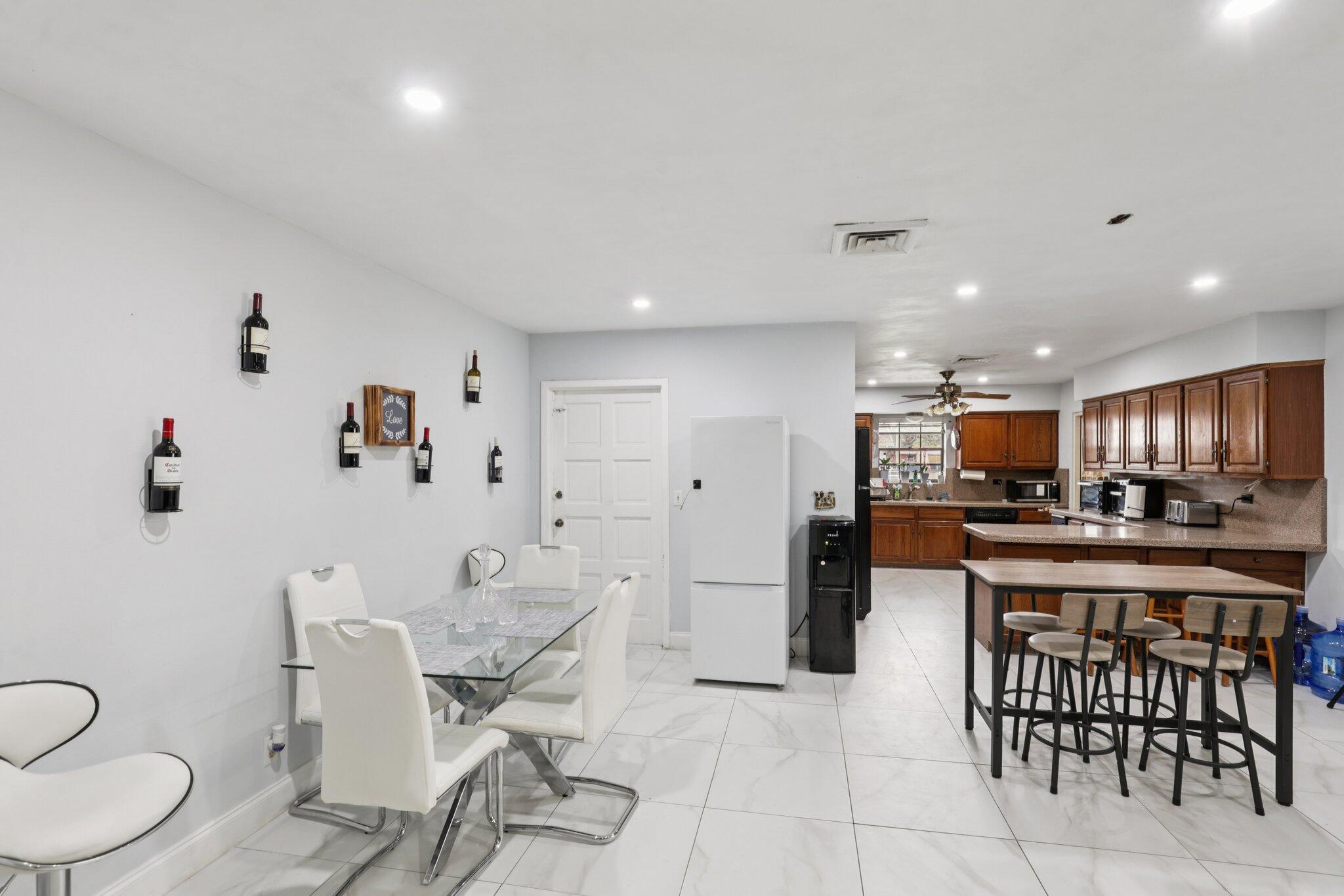 D & M ACRES - Residential