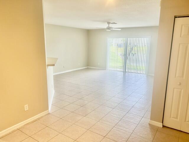 SIERRA PALMS - Residential