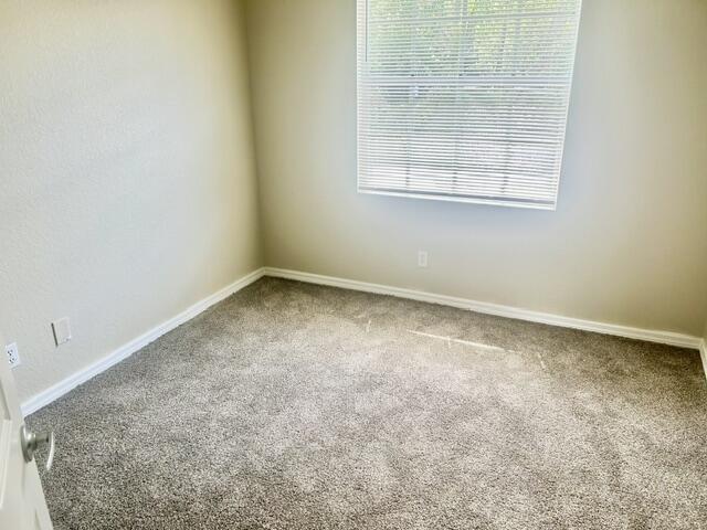 SIERRA PALMS - Residential