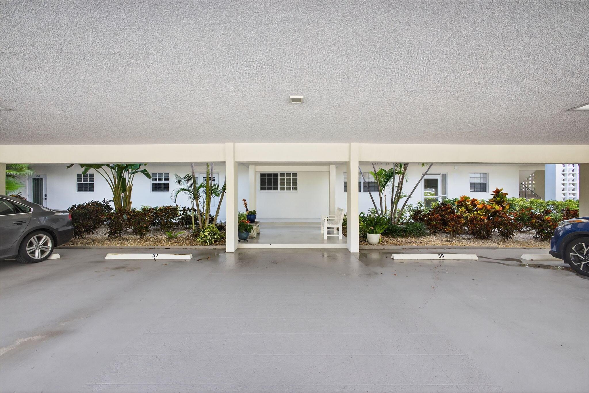 WATERWAY BEACH CONDOS - Residential