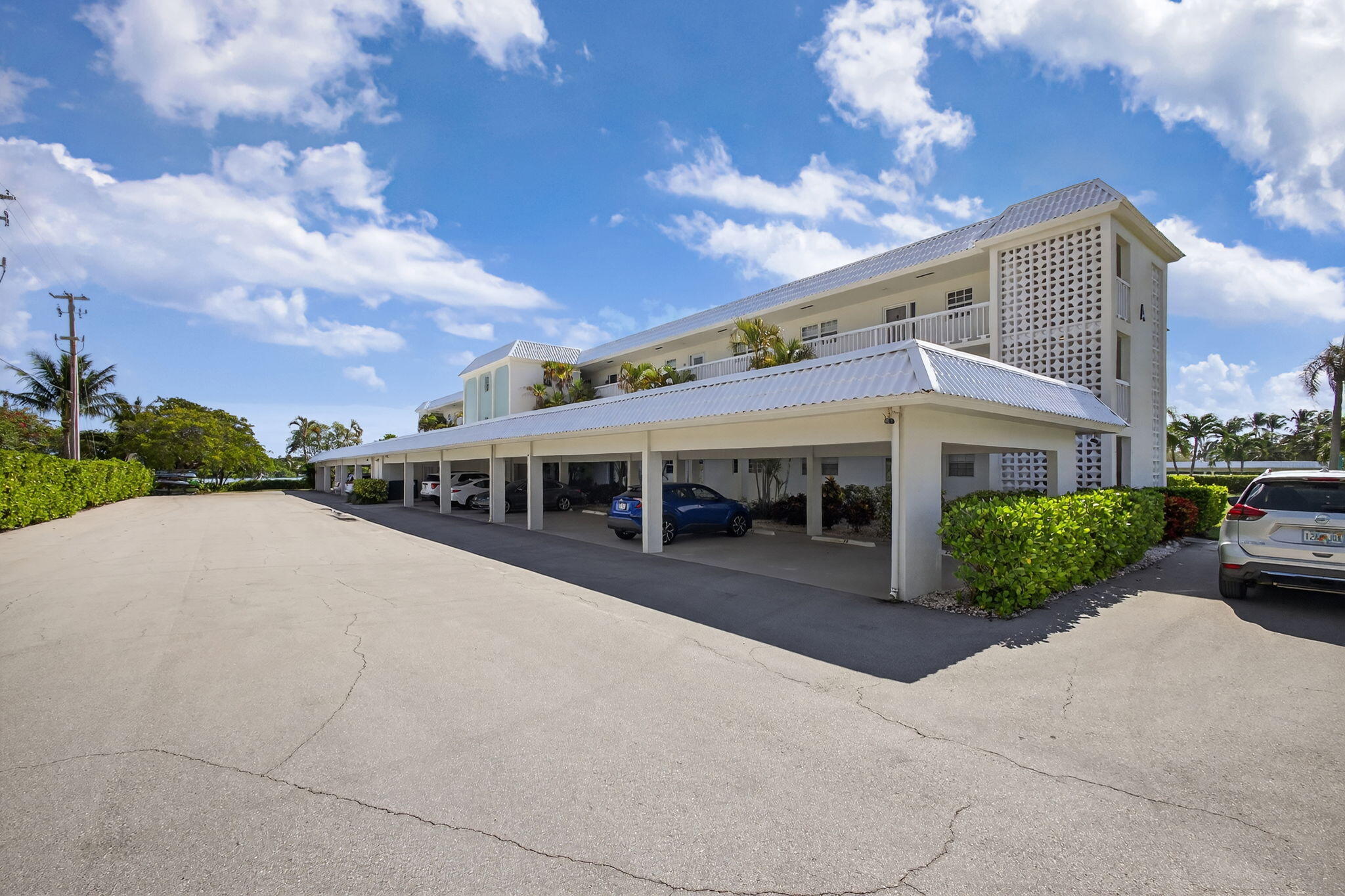 WATERWAY BEACH CONDOS - Residential