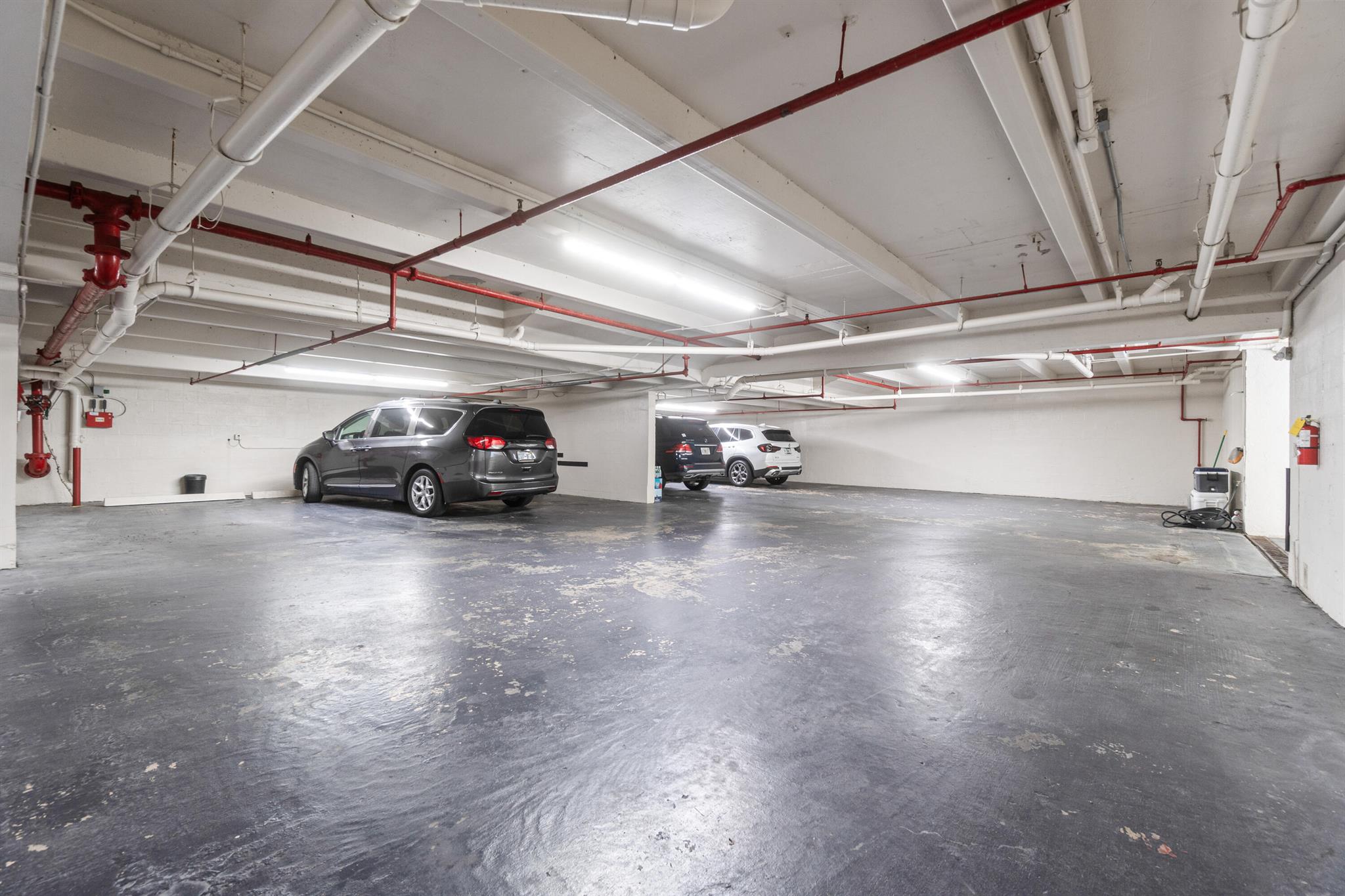 TRES VIDAS OF PALM BEACH - Residential Lease