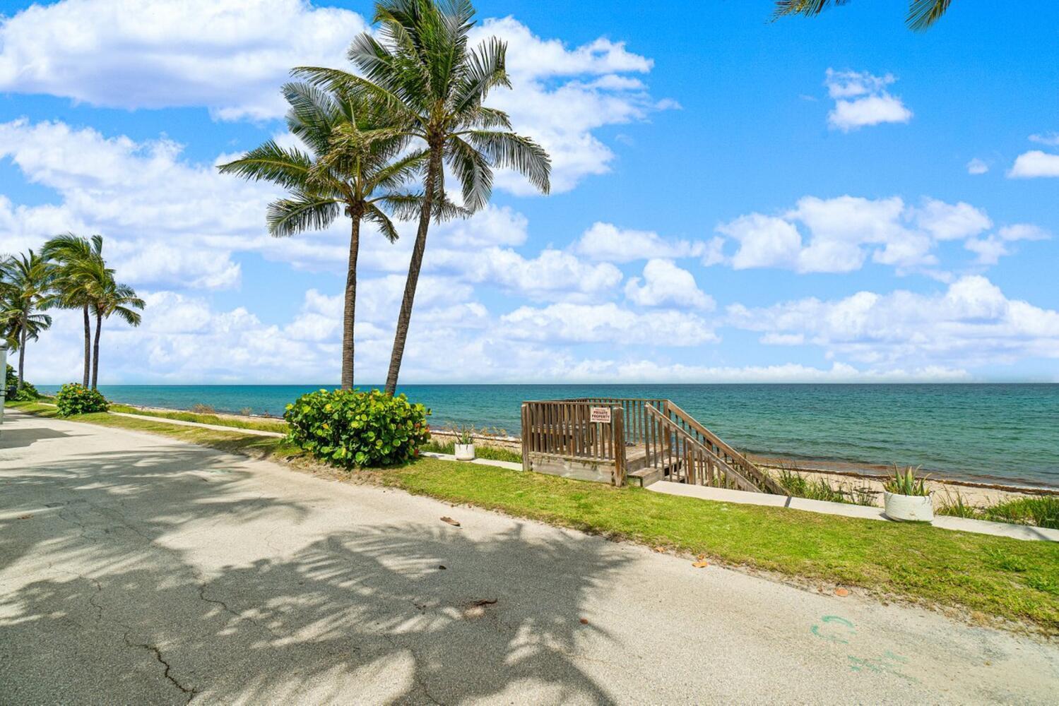 TRES VIDAS OF PALM BEACH - Residential Lease