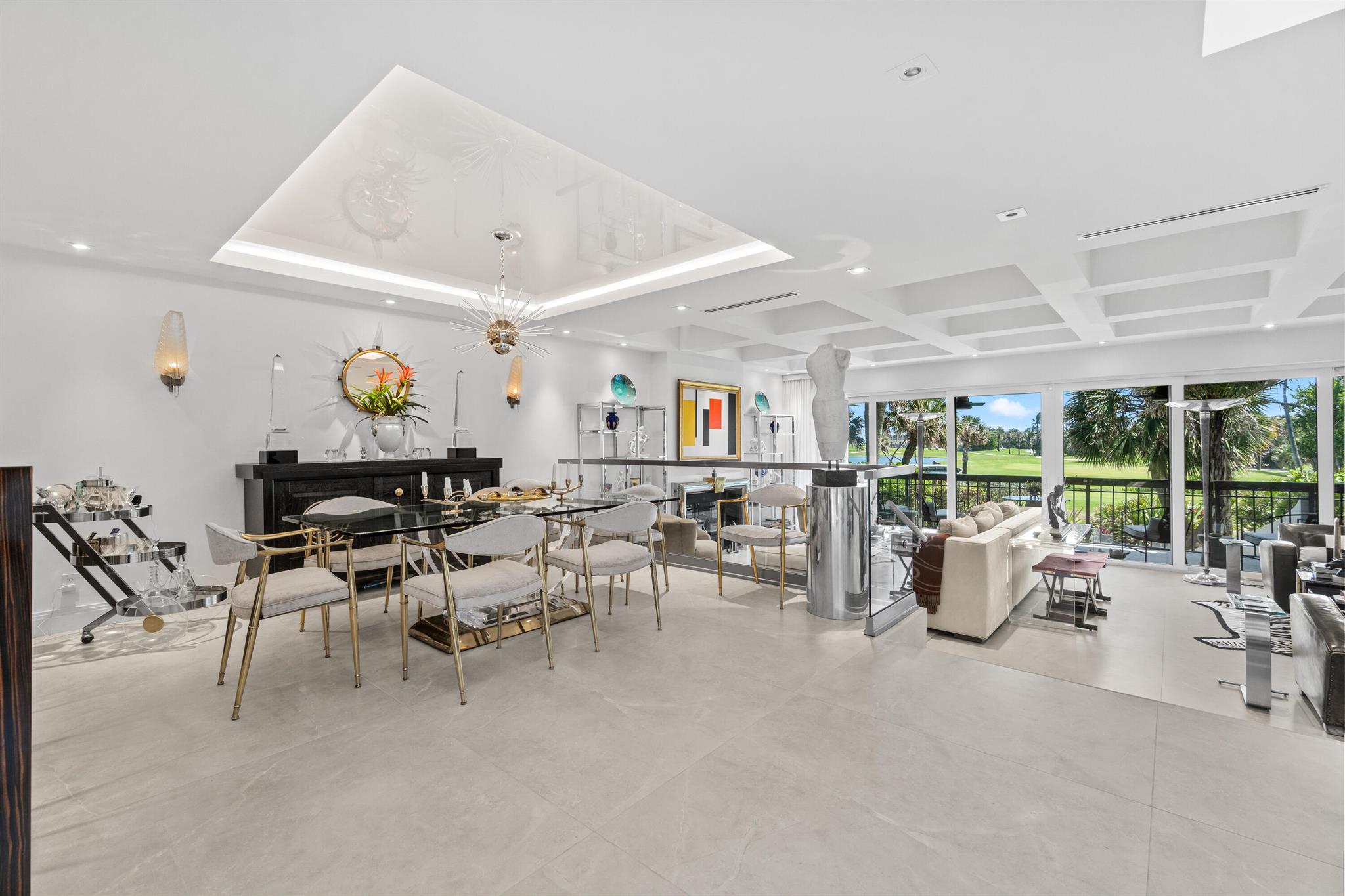 TRES VIDAS OF PALM BEACH - Residential Lease