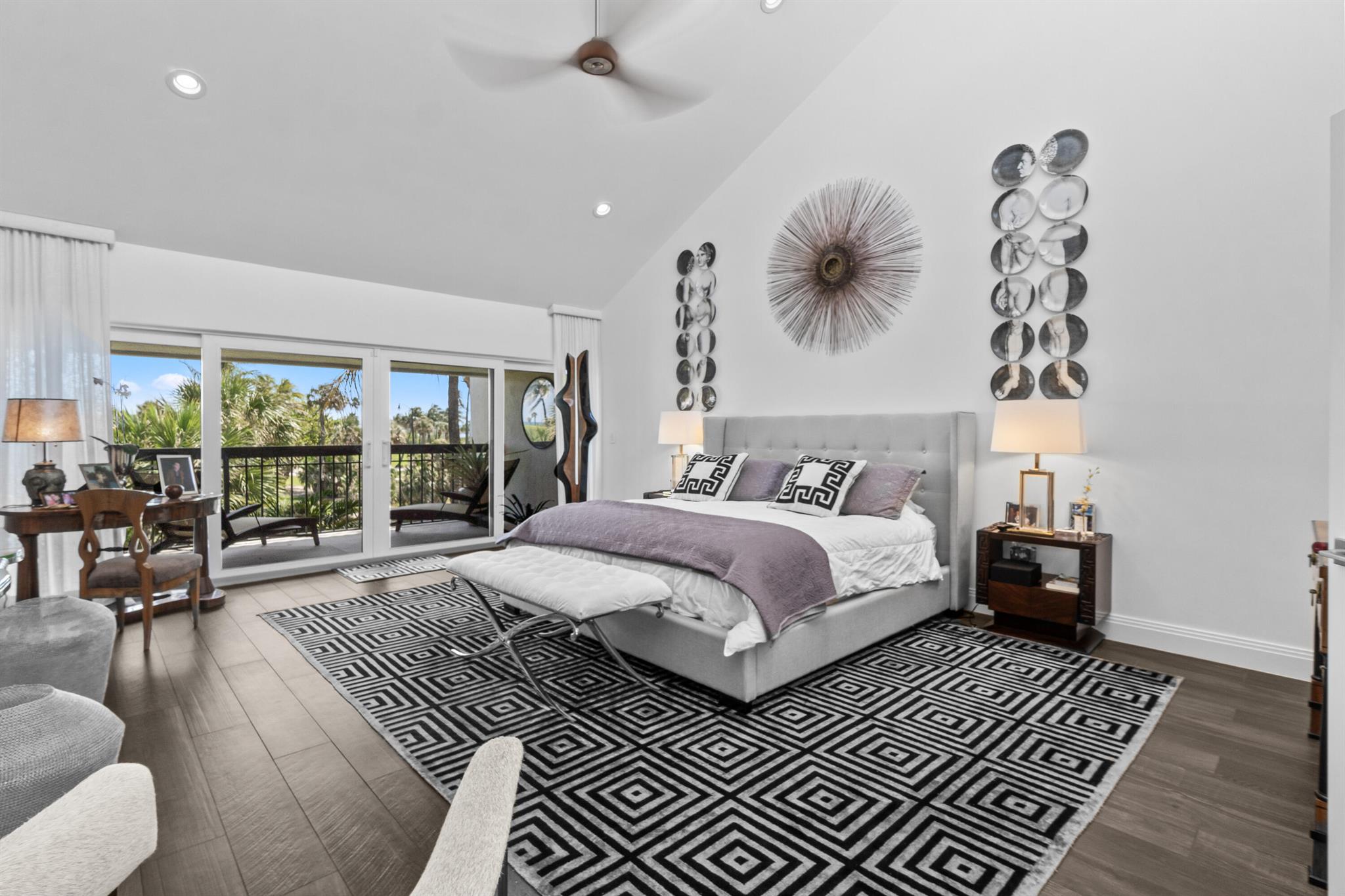 TRES VIDAS OF PALM BEACH - Residential Lease