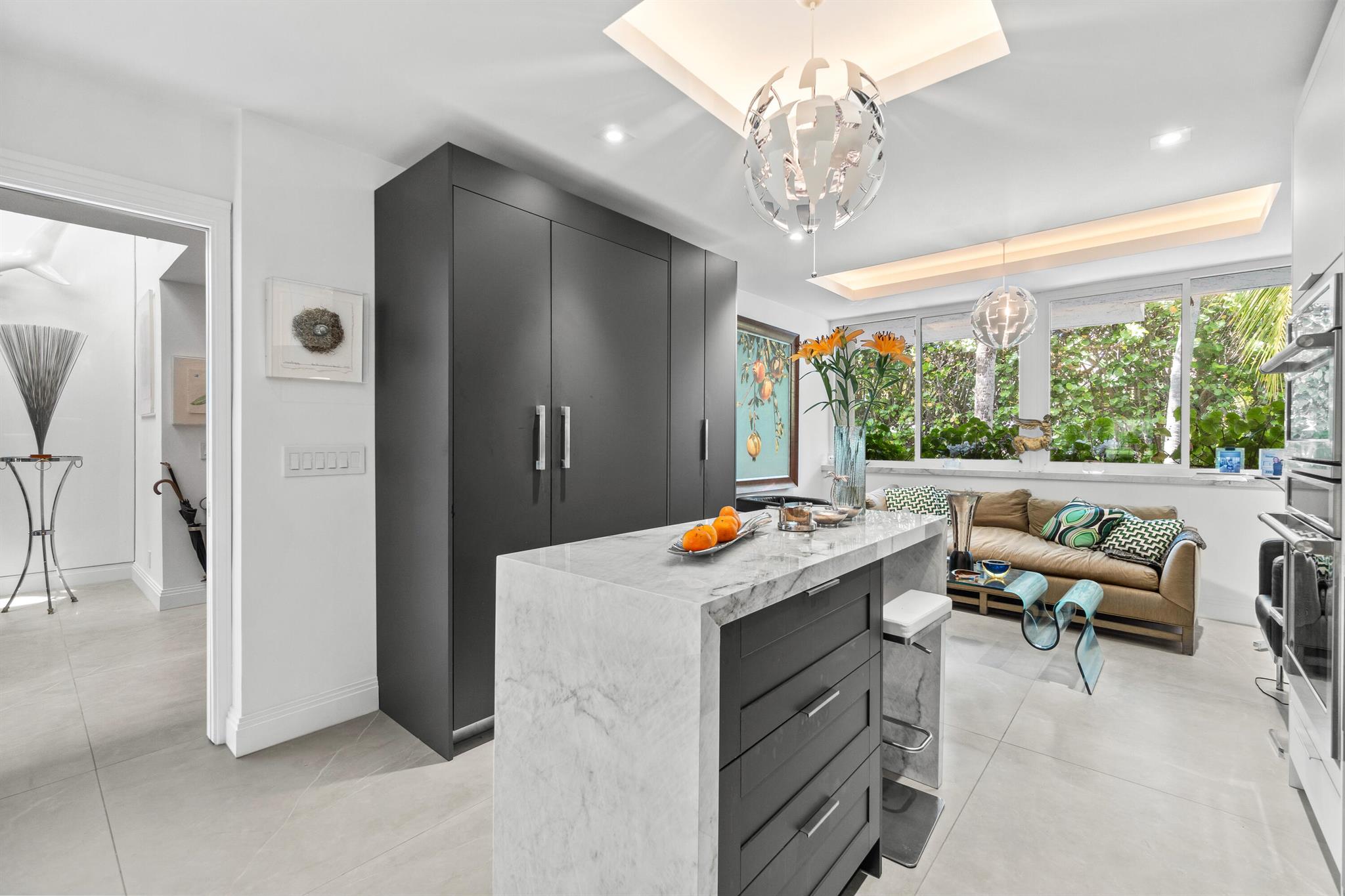 TRES VIDAS OF PALM BEACH - Residential Lease