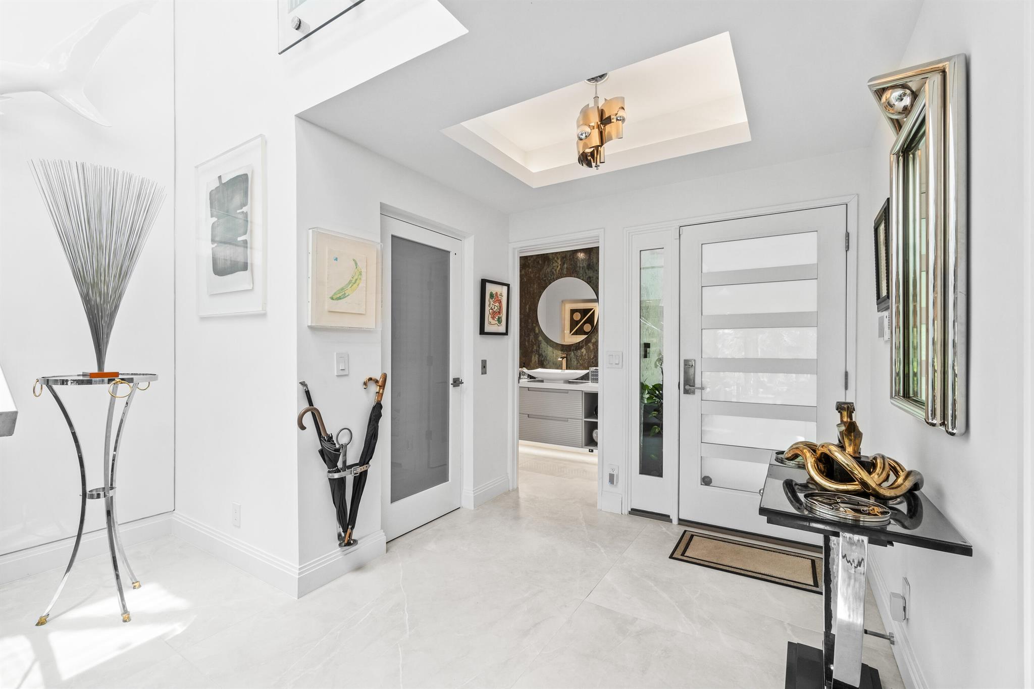 TRES VIDAS OF PALM BEACH - Residential Lease