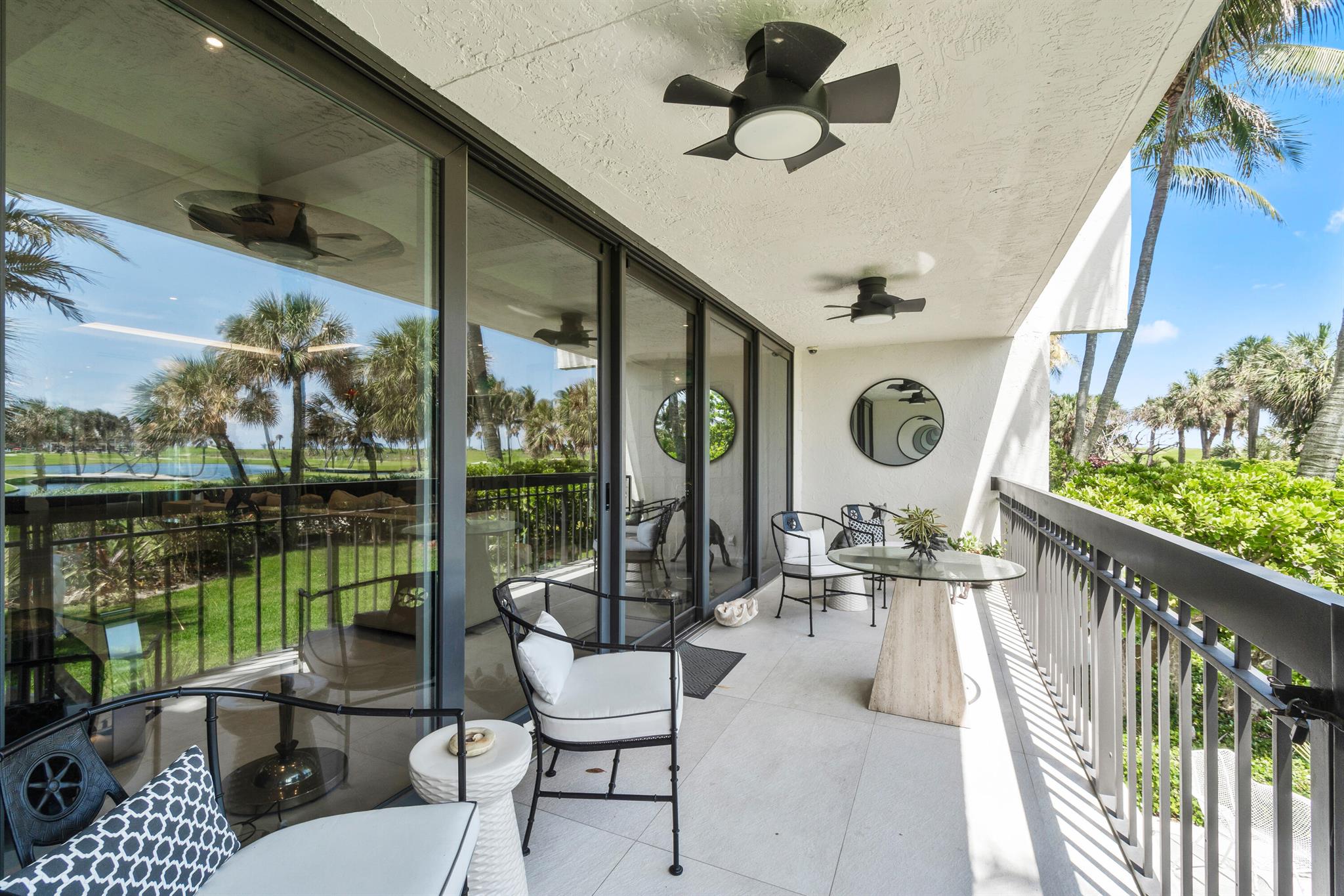 TRES VIDAS OF PALM BEACH - Residential Lease