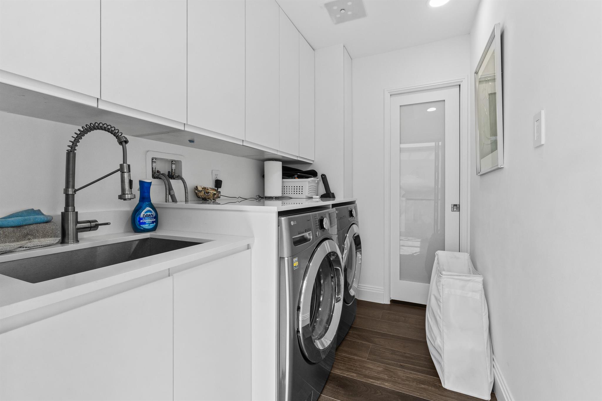 TRES VIDAS OF PALM BEACH - Residential Lease