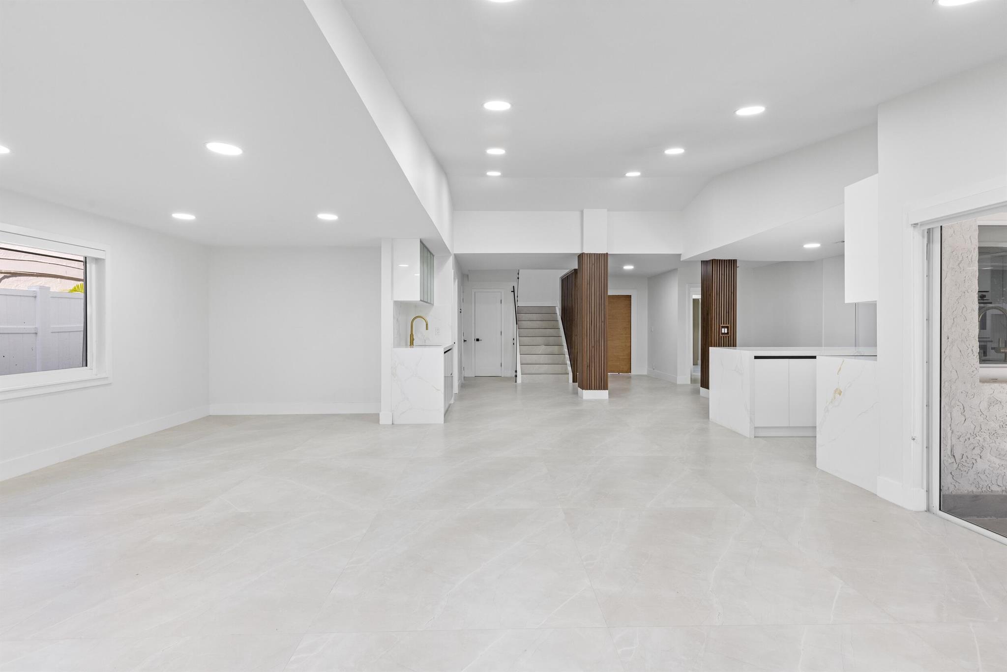 DEL MAR VILLAGE - Residential