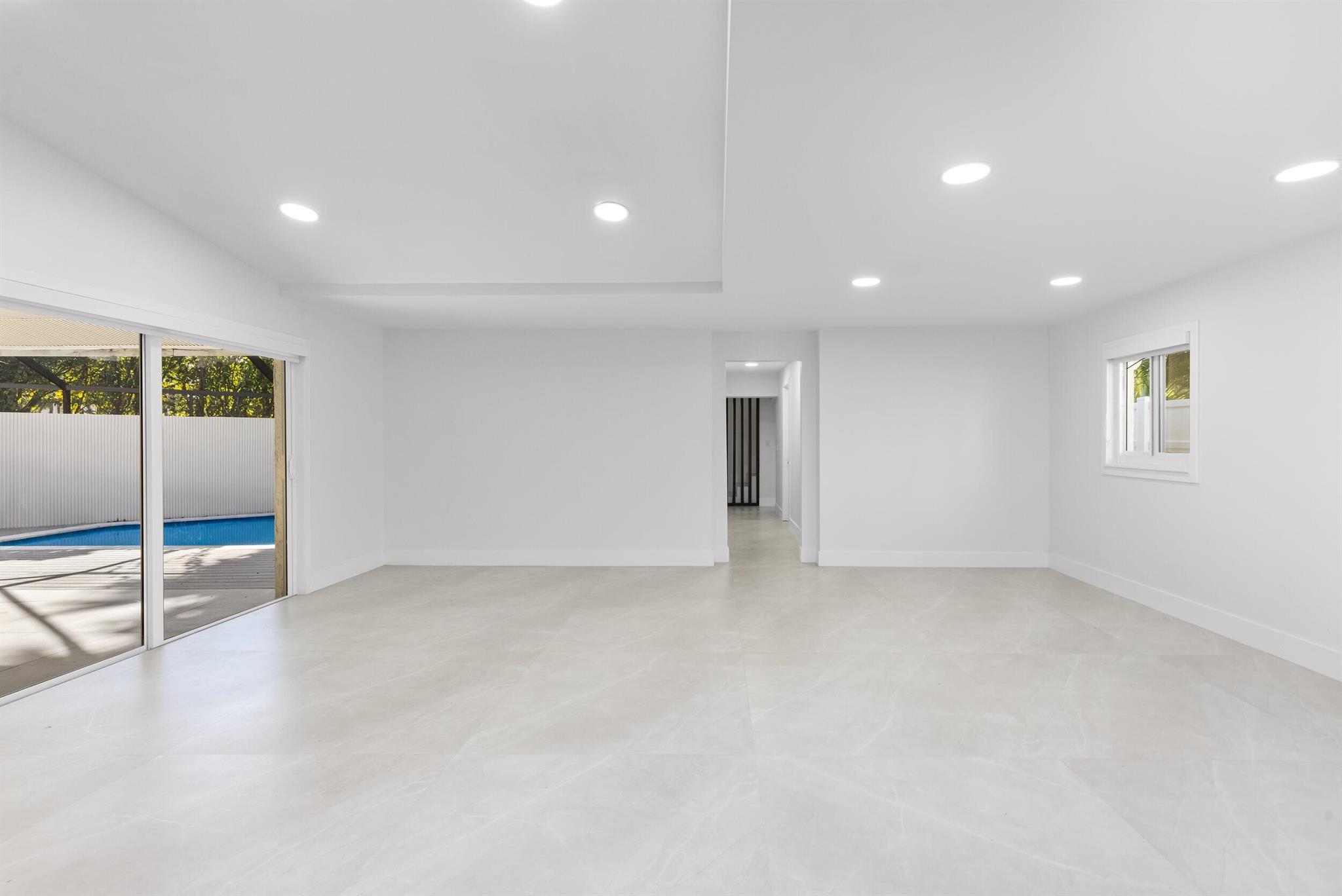 DEL MAR VILLAGE - Residential