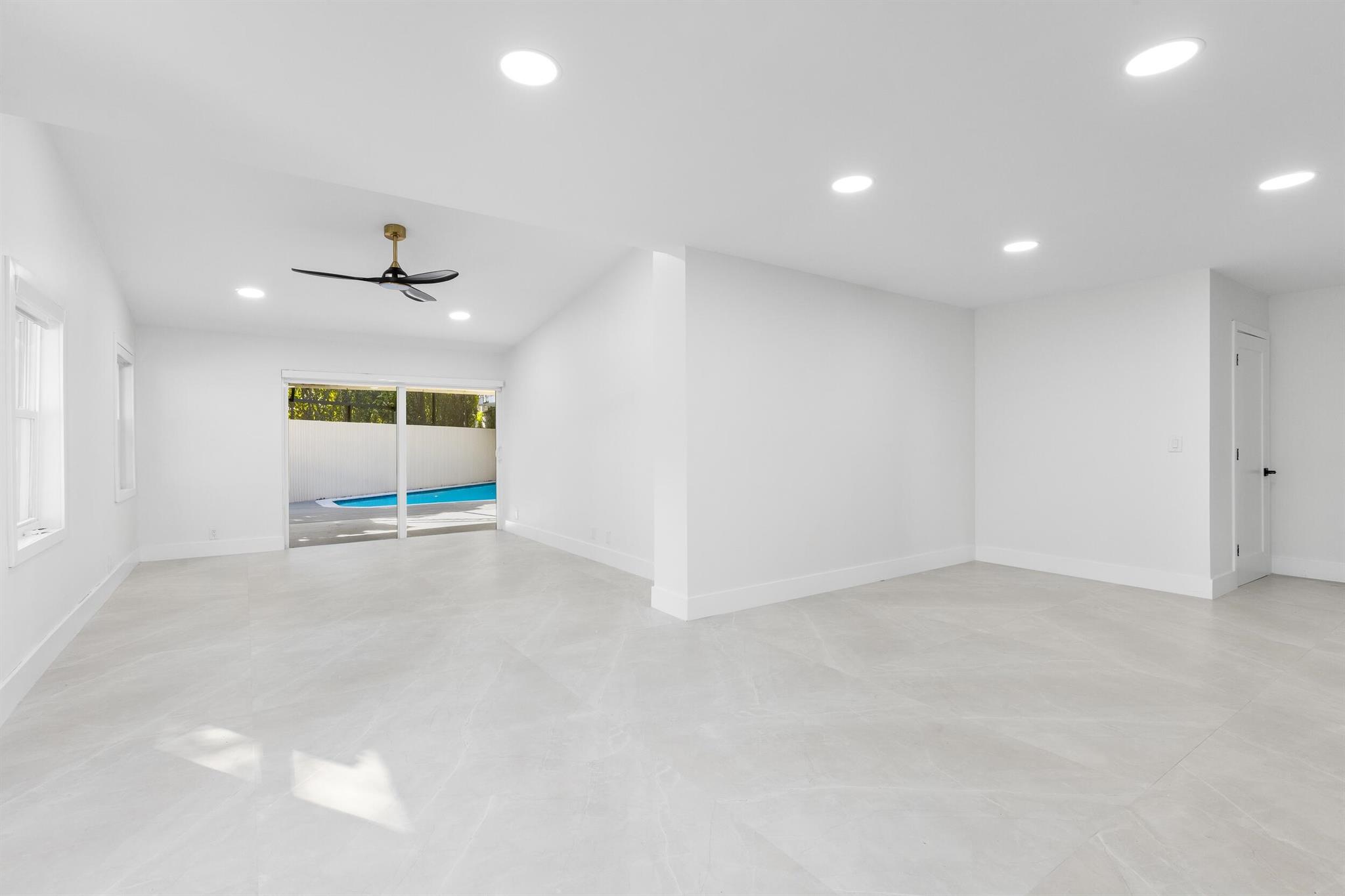 DEL MAR VILLAGE - Residential