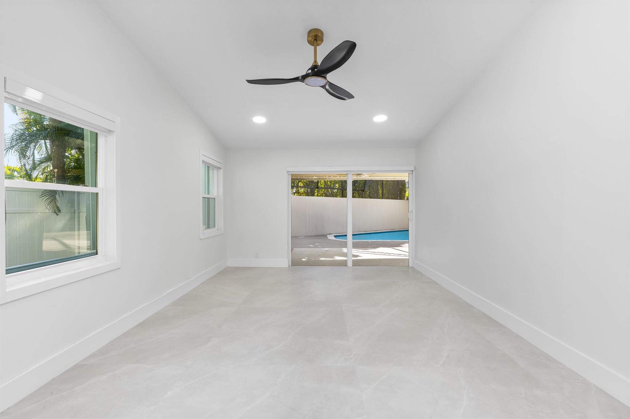 DEL MAR VILLAGE - Residential