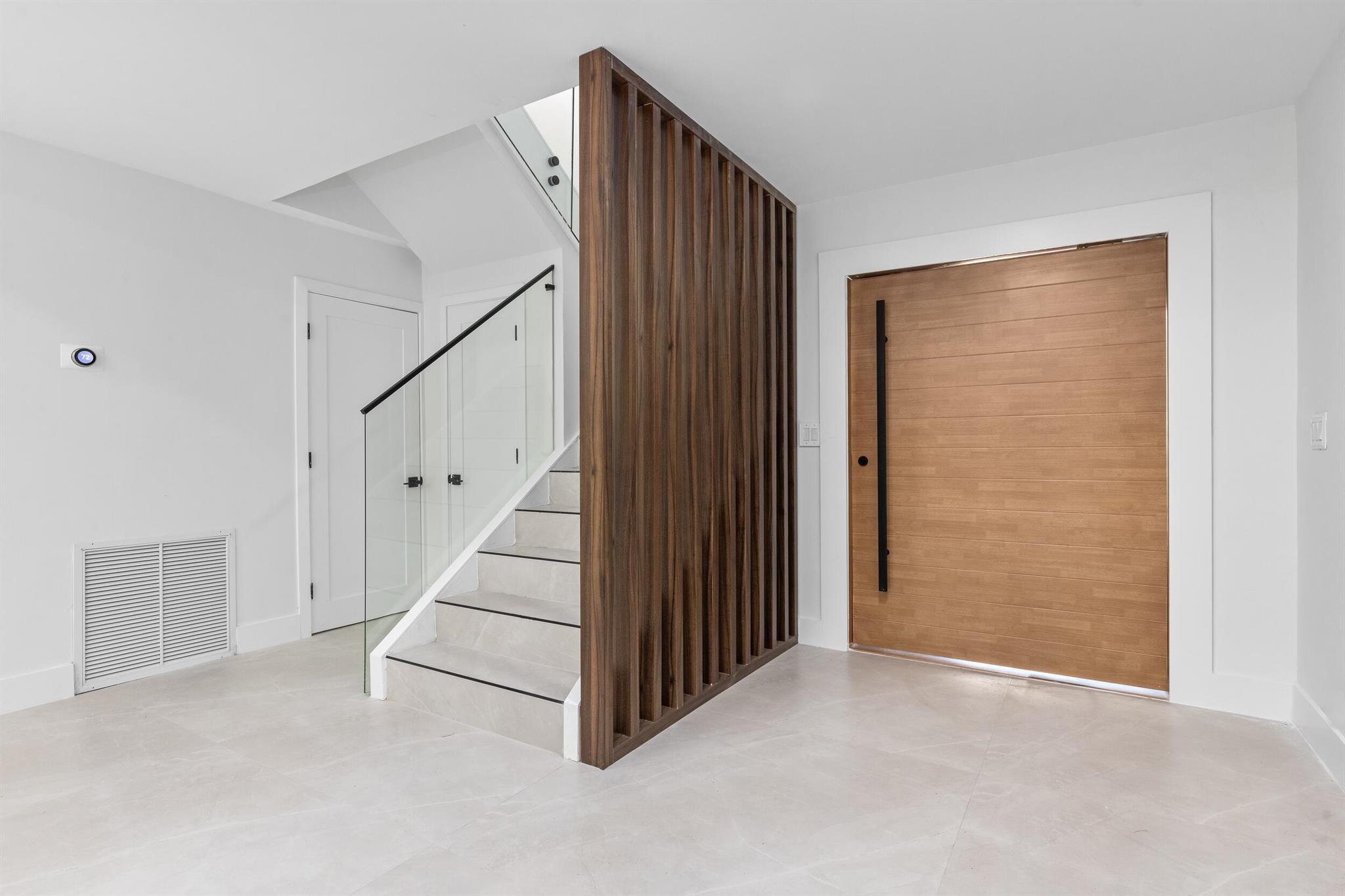 DEL MAR VILLAGE - Residential