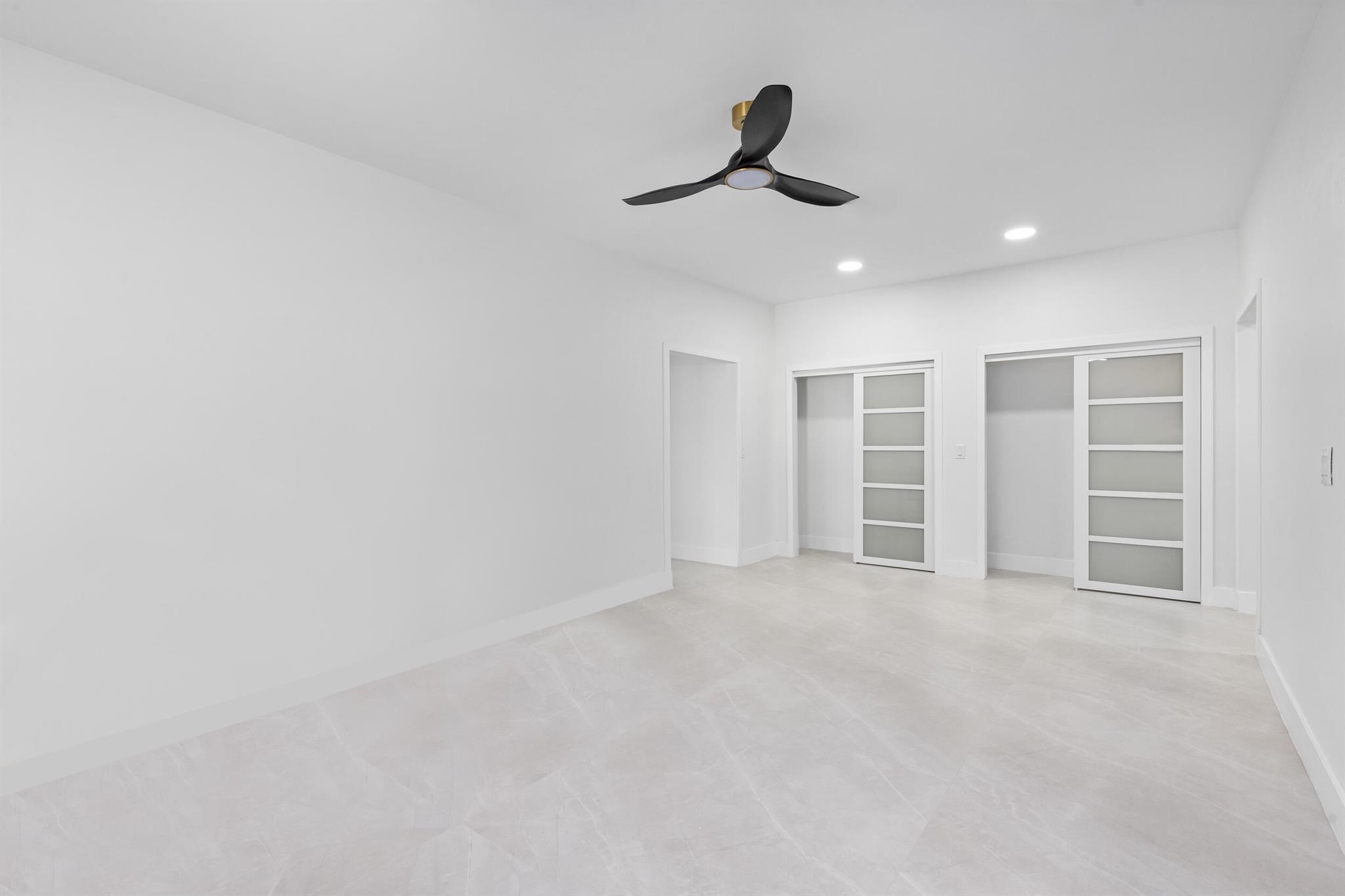 DEL MAR VILLAGE - Residential