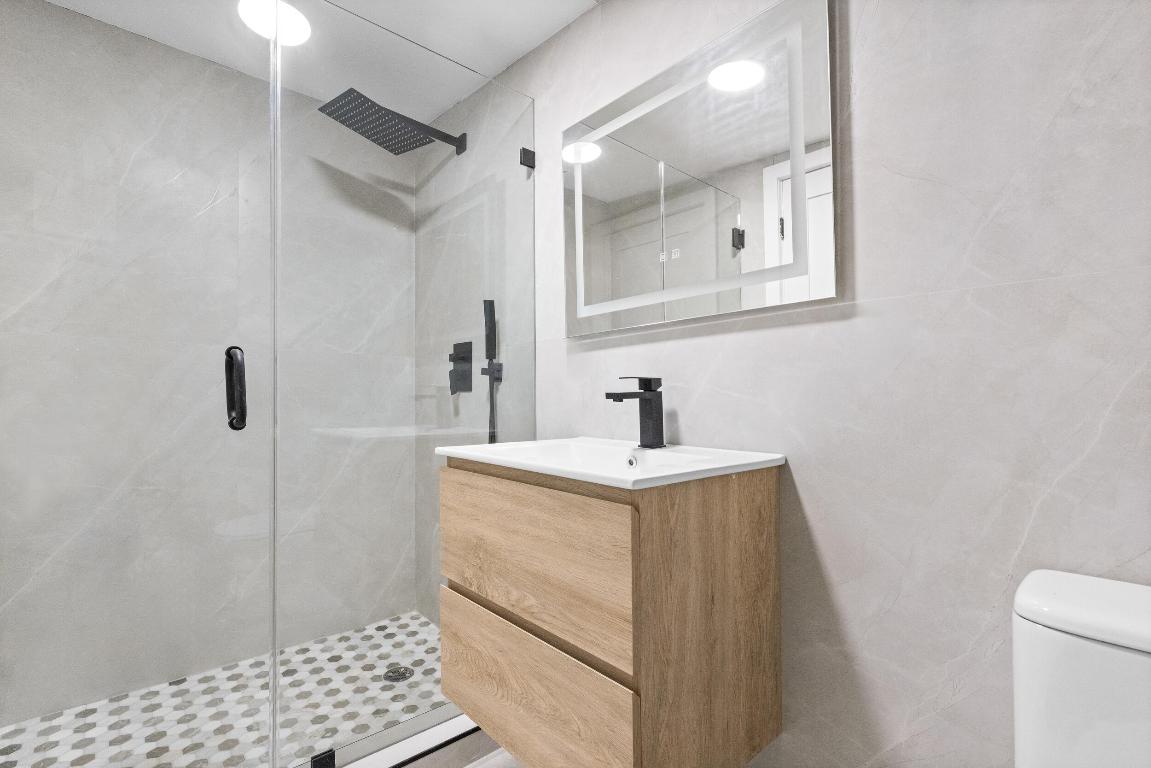 DEL MAR VILLAGE - Residential