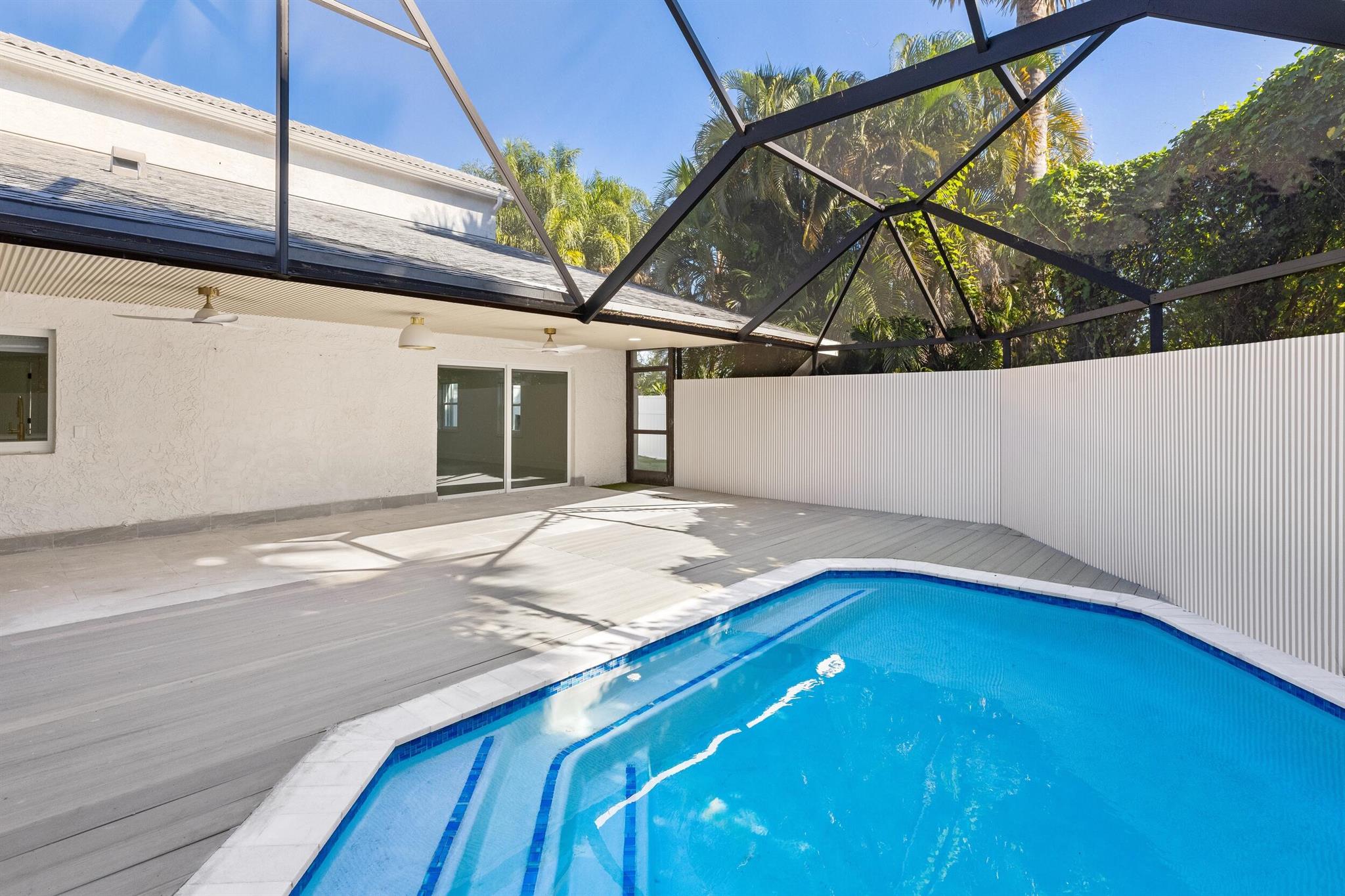 DEL MAR VILLAGE - Residential