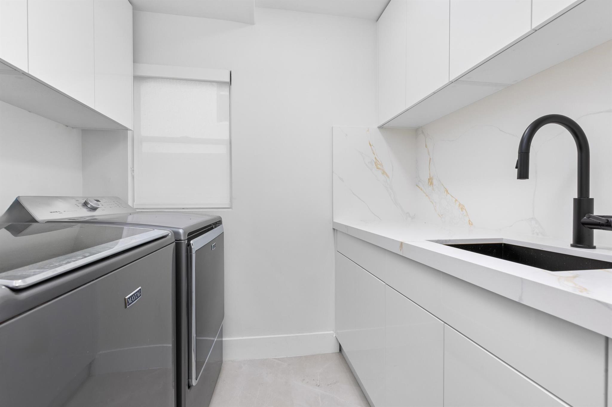 DEL MAR VILLAGE - Residential