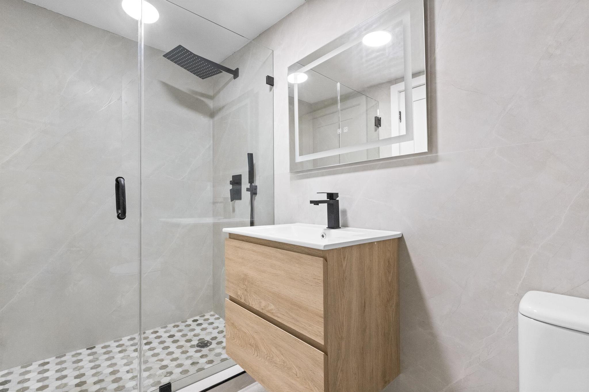 DEL MAR VILLAGE - Residential