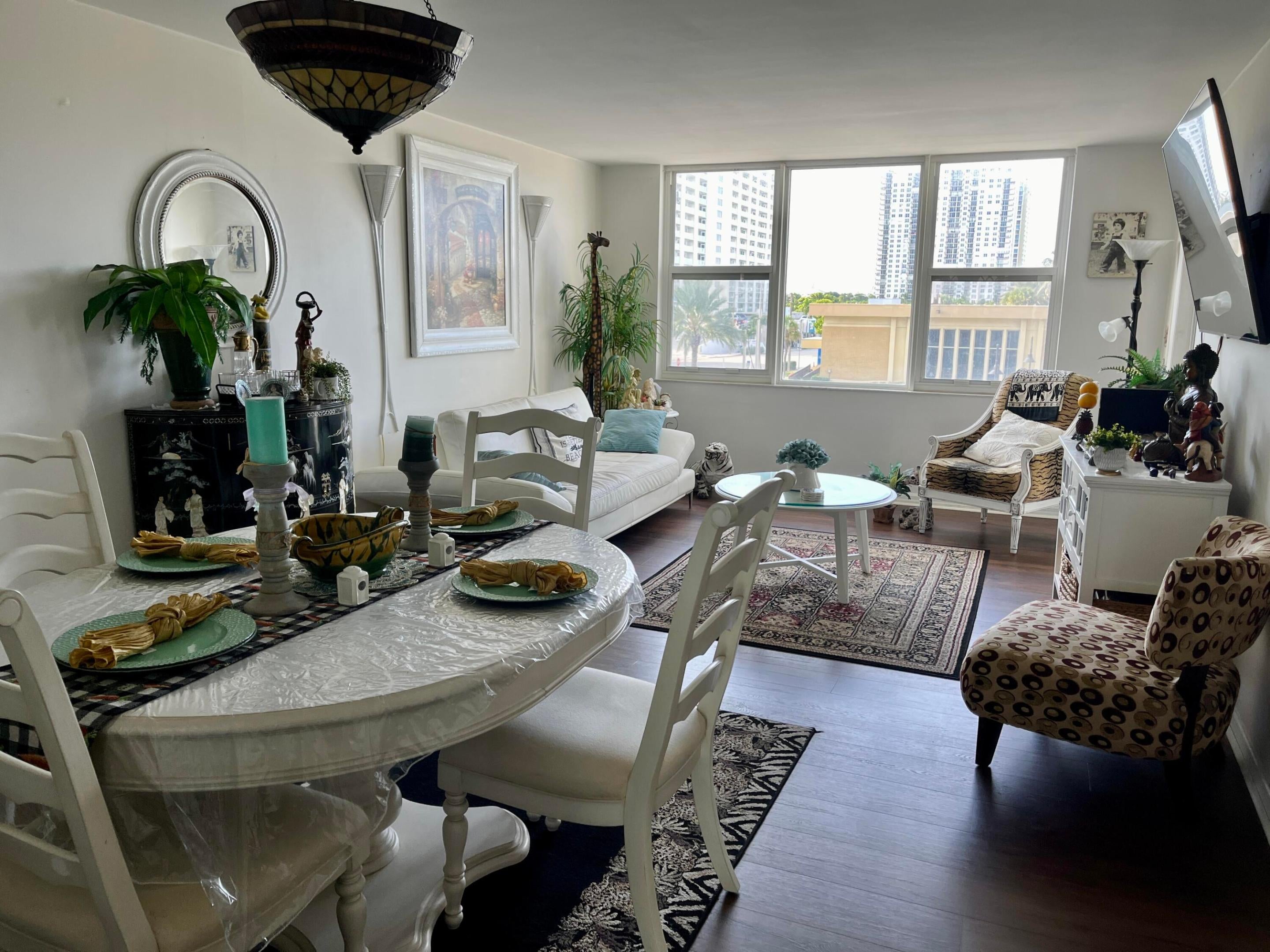 201 N Ocean Boulevard 302