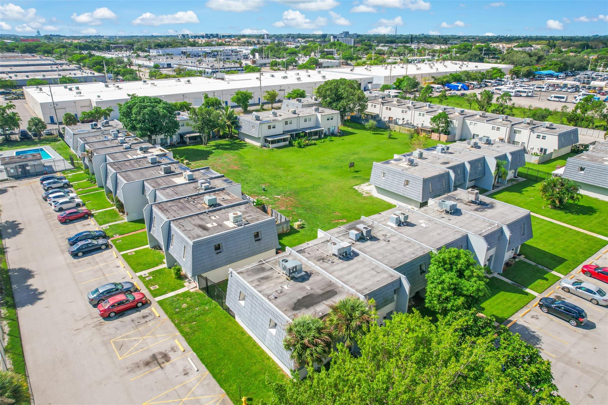 Town&Country of LaudLakes - Residential