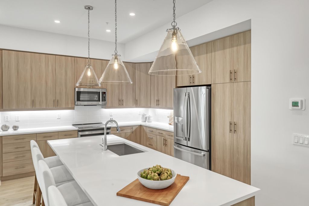 Photo of 109 Royal Palm Circle, Tequesta, FL 33469 (MLS # R11152111)