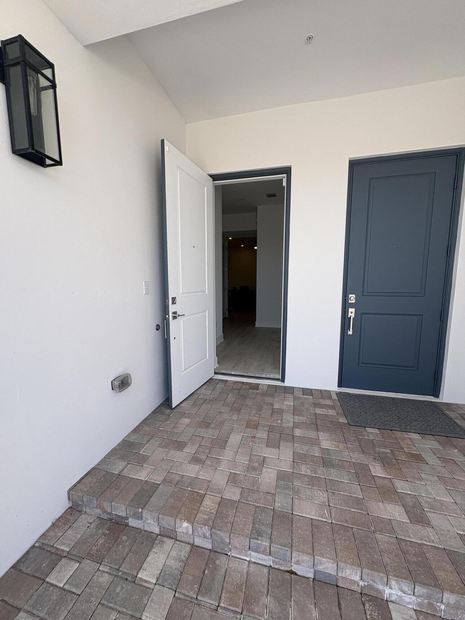 RESERVE AT TEQUESTA - Residential