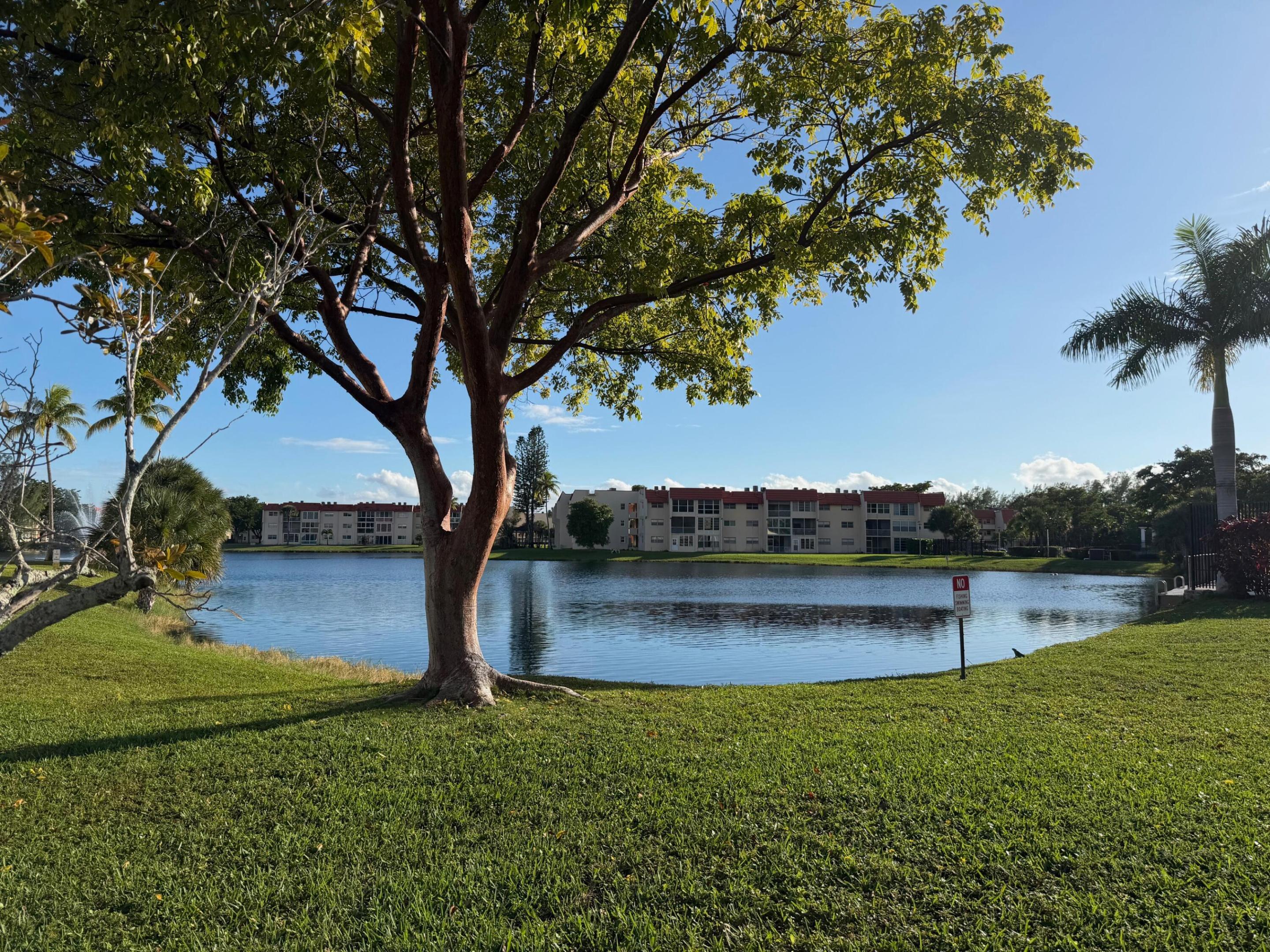 SUNRISE LAKES 2 CONDO - Residential