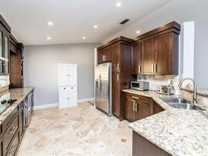 Photo of 4119 SAPPHIRE Bend, Weston, FL 33331 (MLS # B26059707)
