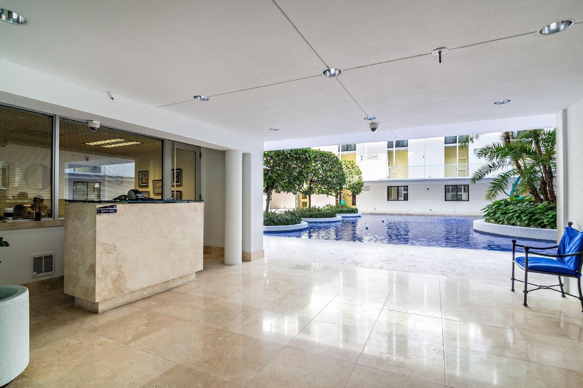 FOUR HUNDRED SO OCEAN BLVD CONDOMINIUM, LTS 33 TO - Residential