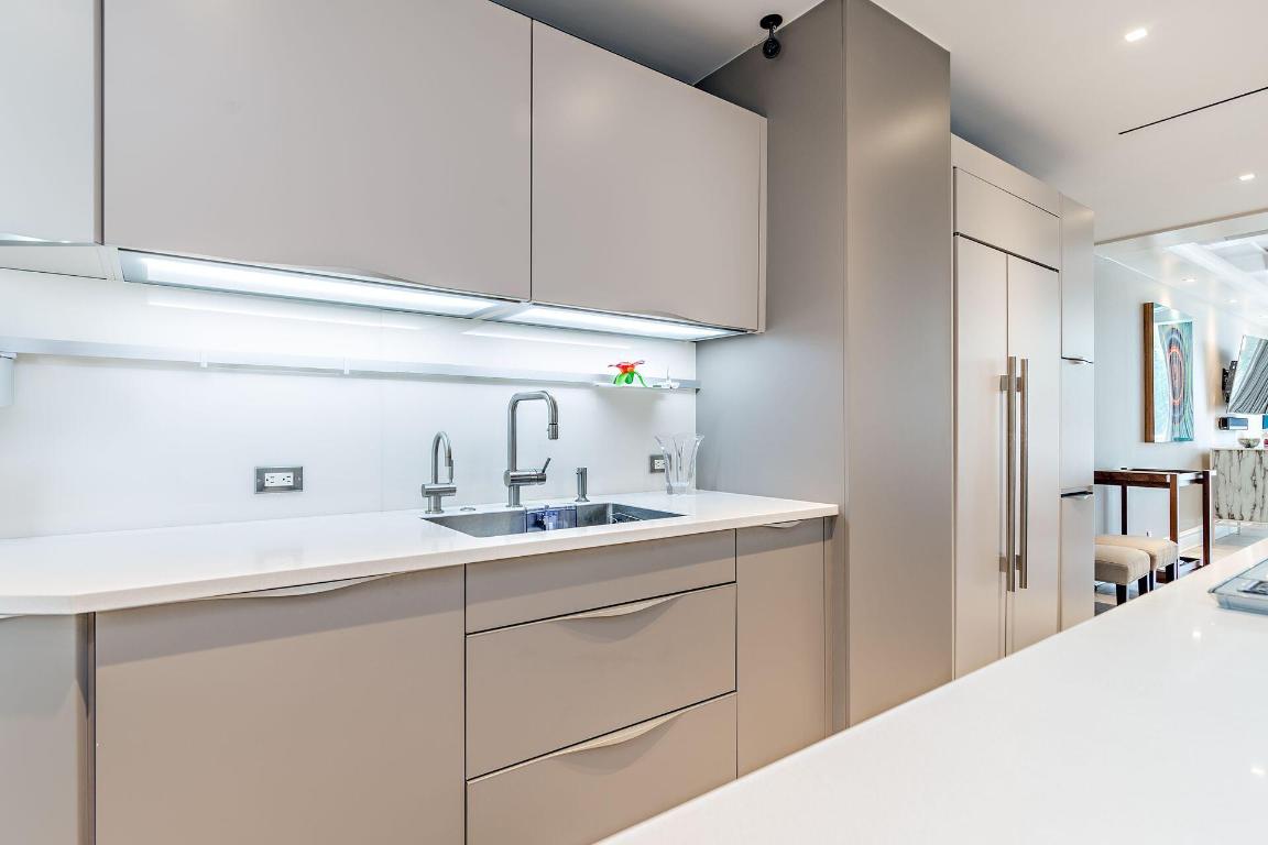 FOUR HUNDRED SO OCEAN BLVD CONDOMINIUM, LTS 33 TO - Residential