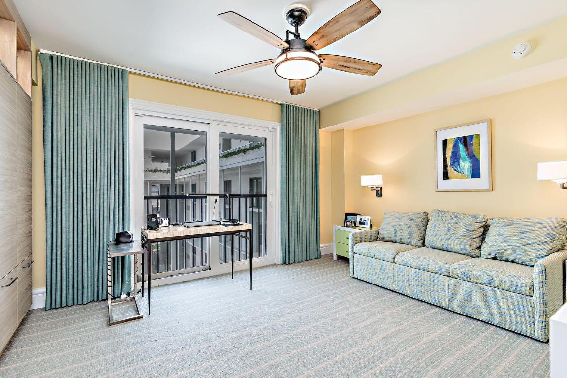 FOUR HUNDRED SO OCEAN BLVD CONDOMINIUM, LTS 33 TO - Residential