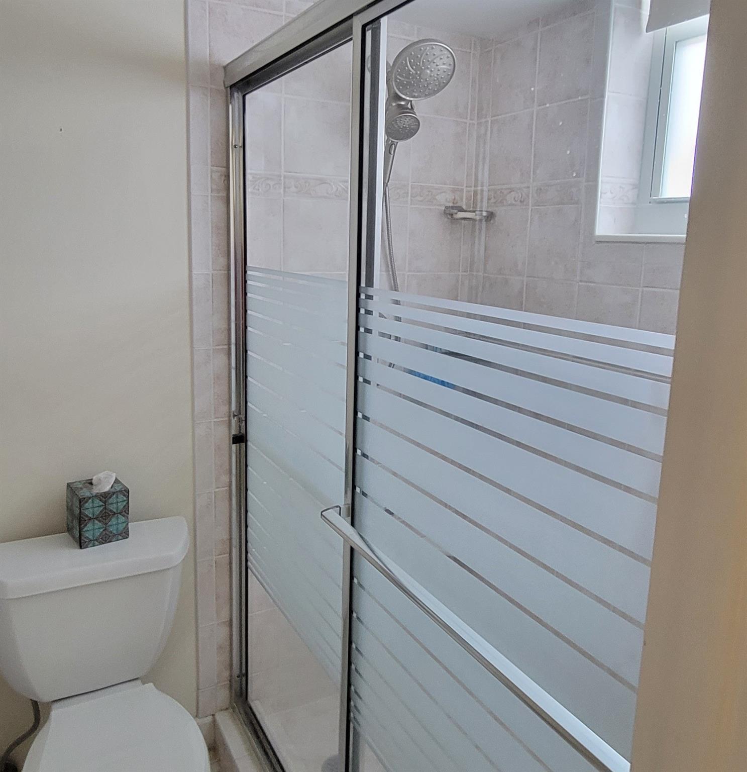 SEVENTH MOORINGS - Residential