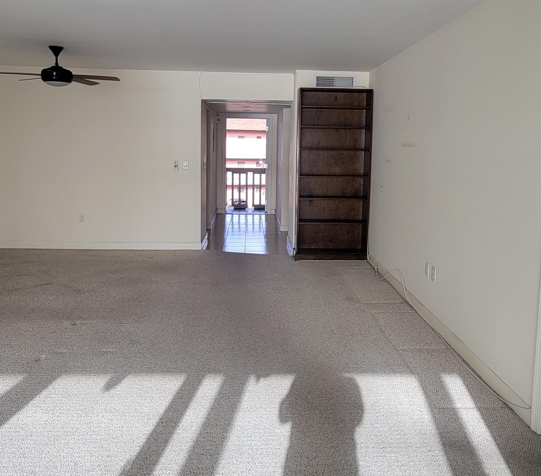 SEVENTH MOORINGS - Residential