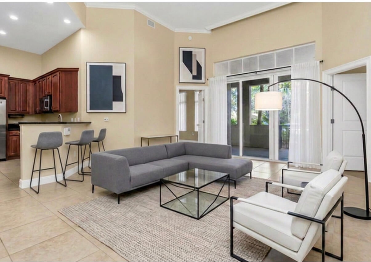 16102 Emerald Estates Drive 108, Weston FL 33331