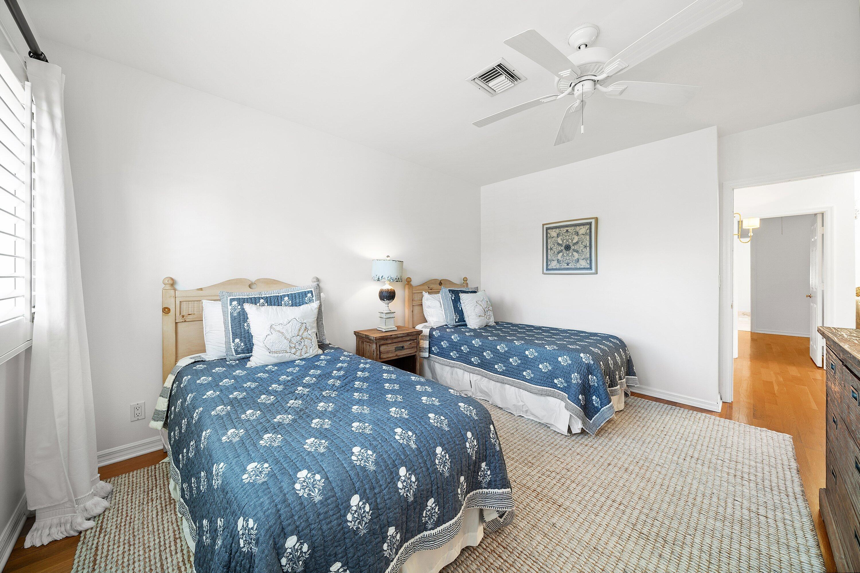 OCEAN RIDGE YACHT CLUB - Residential