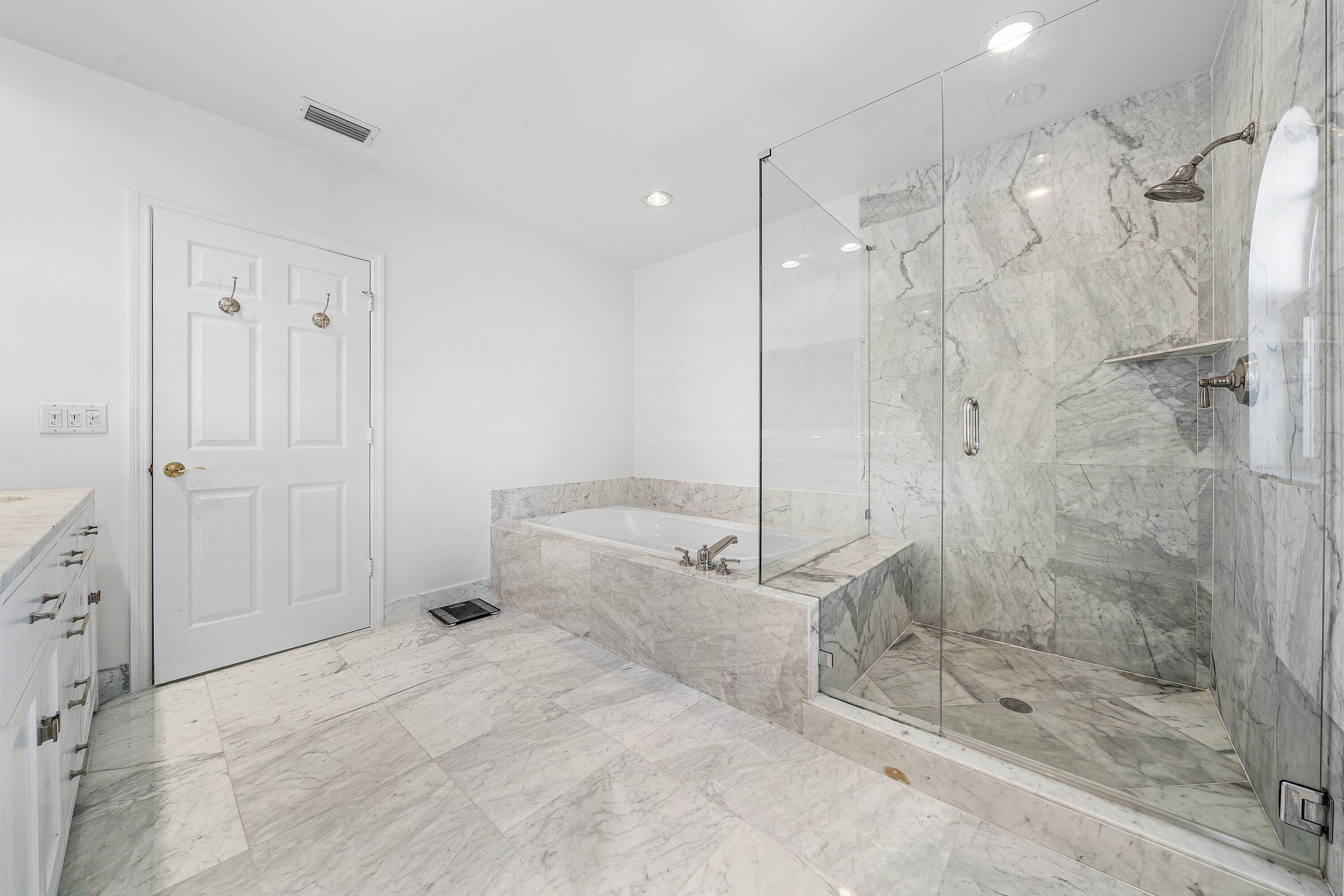 OCEAN RIDGE YACHT CLUB - Residential