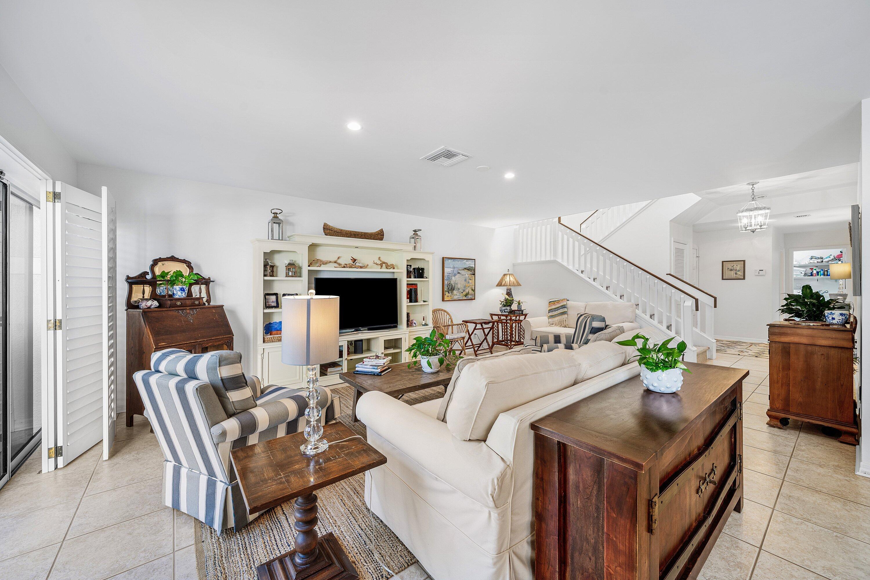 OCEAN RIDGE YACHT CLUB - Residential