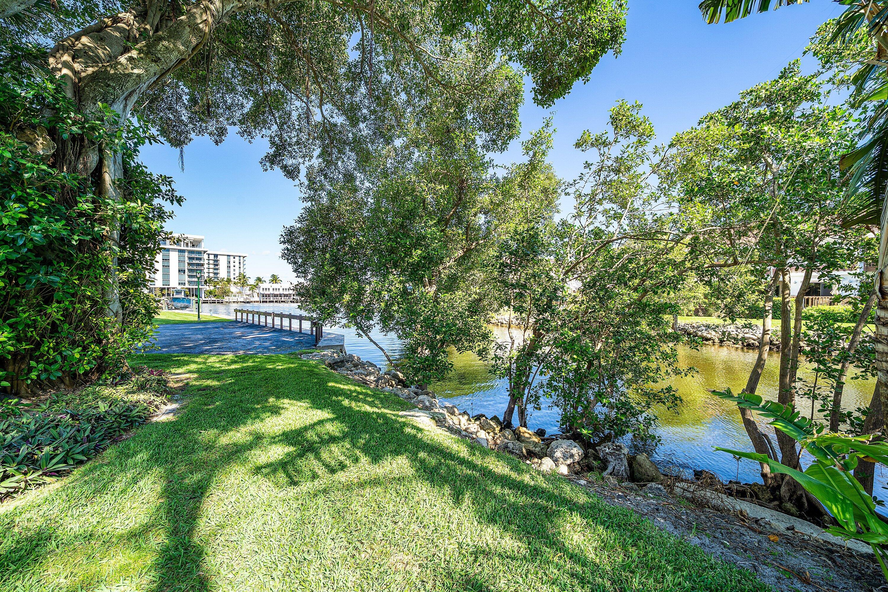 OCEAN RIDGE YACHT CLUB - Residential