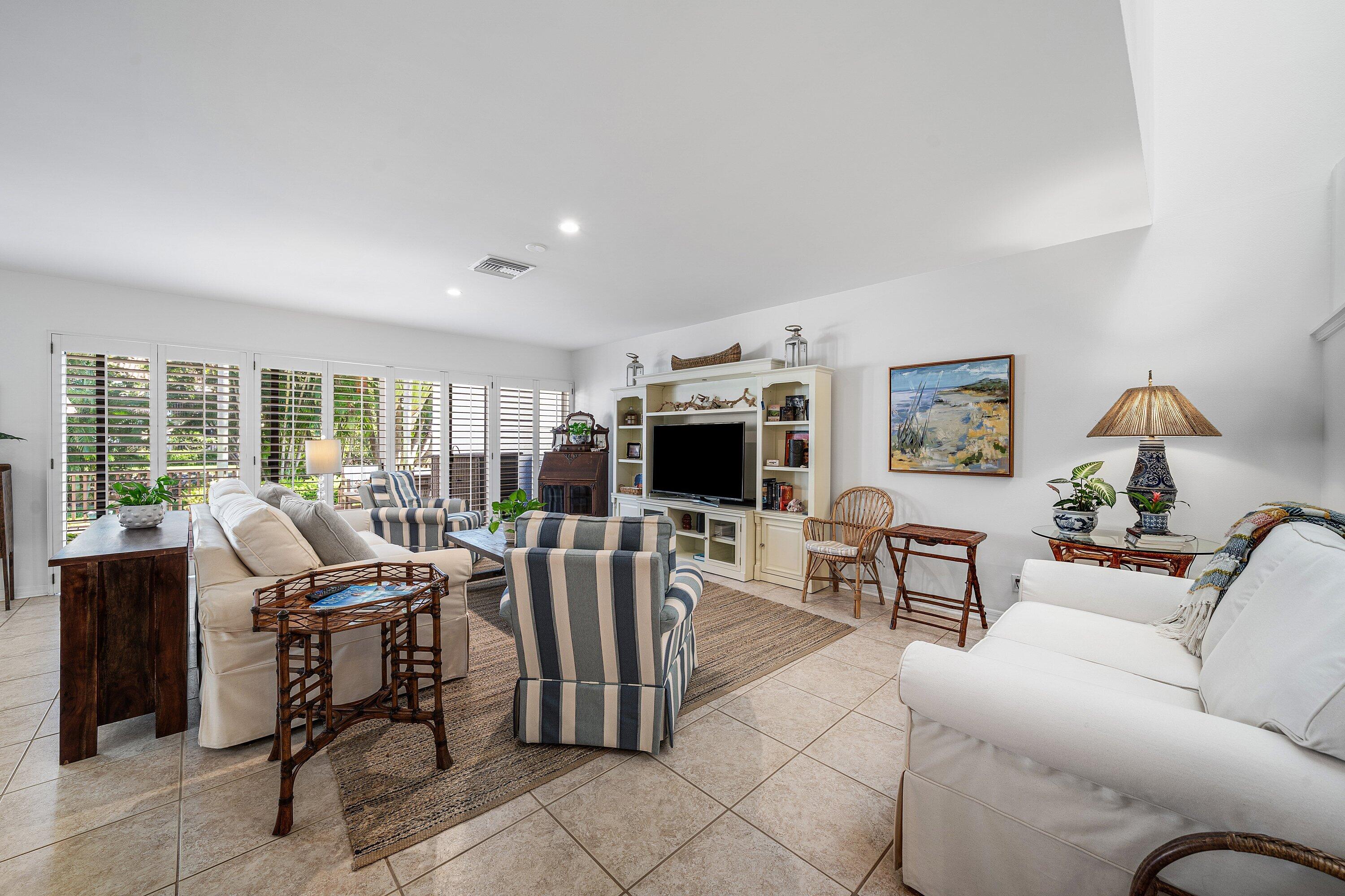 OCEAN RIDGE YACHT CLUB - Residential