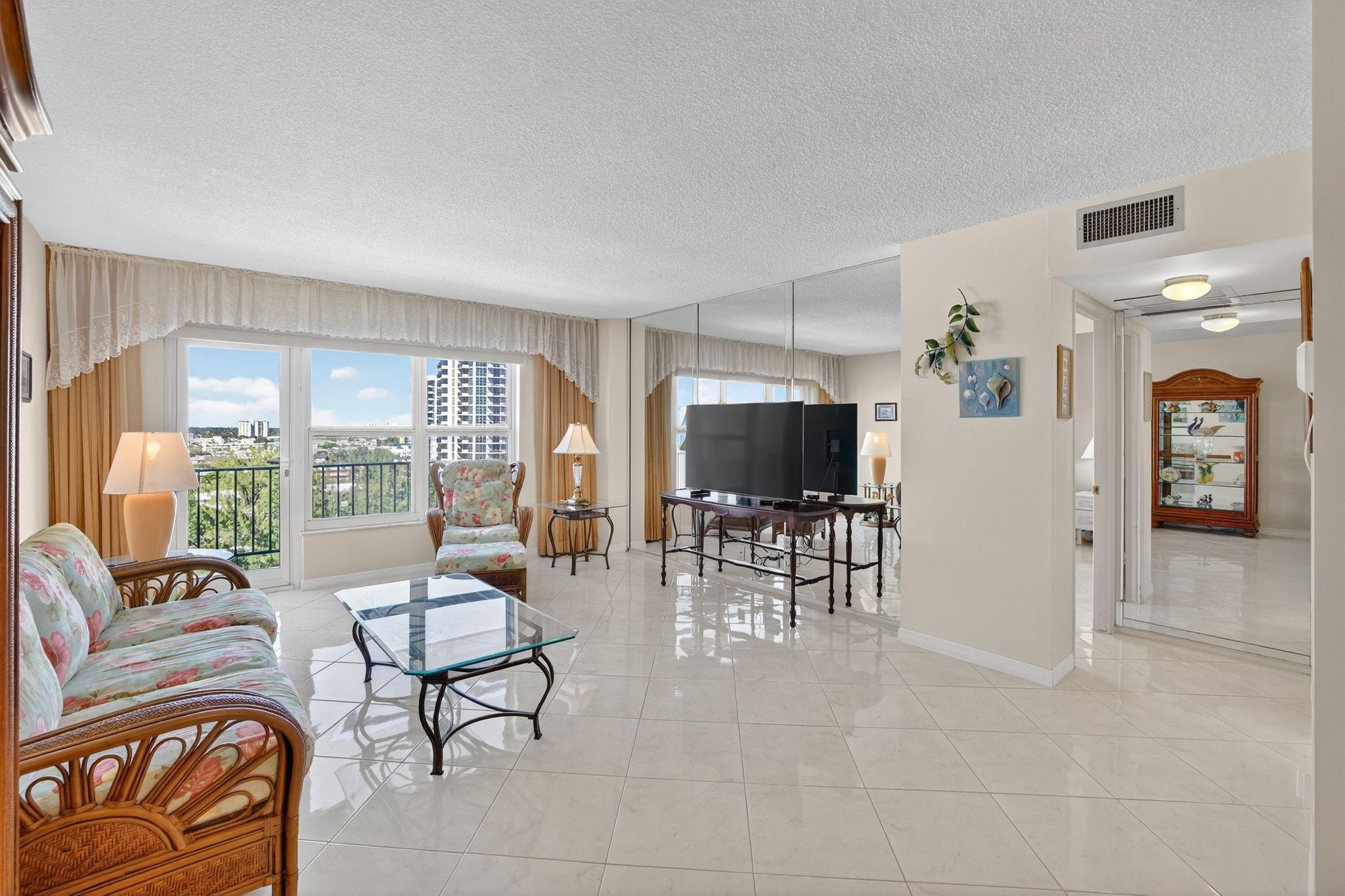 405 N Ocean Blvd 1027