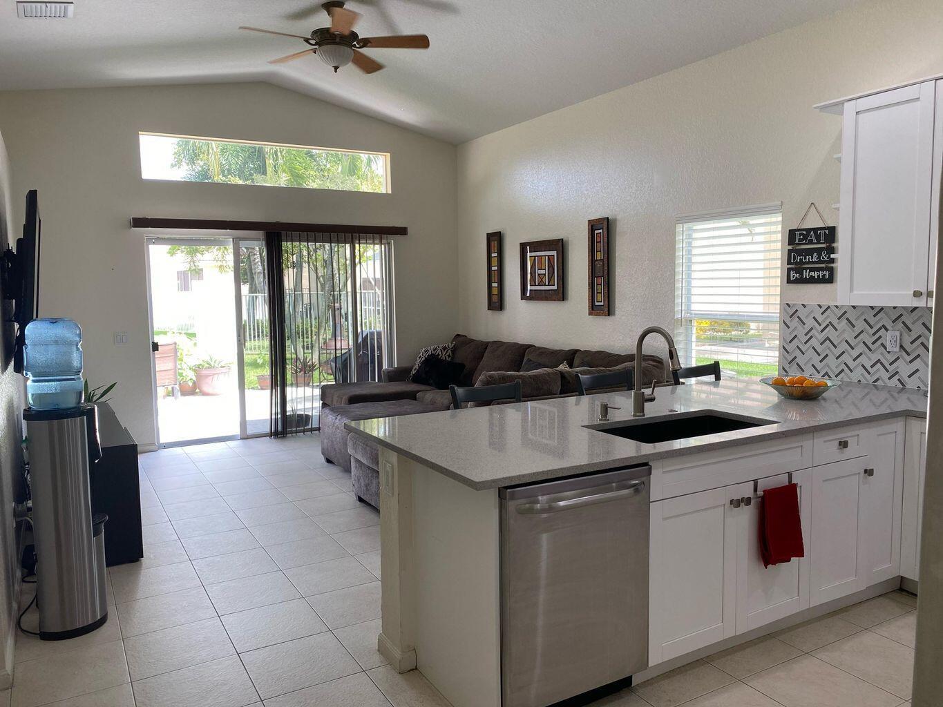 NAUTICA ISLES 3 - Residential Lease