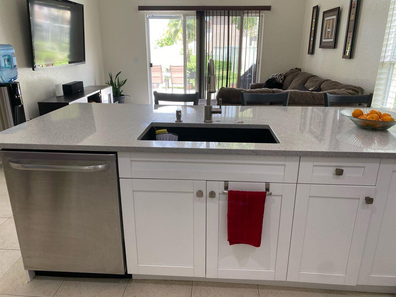 NAUTICA ISLES 3 - Residential Lease