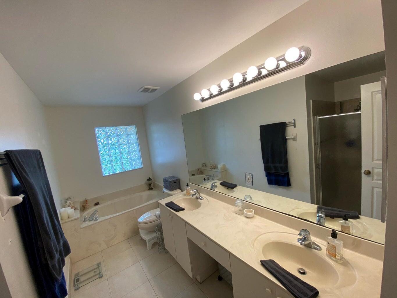 NAUTICA ISLES 3 - Residential Lease